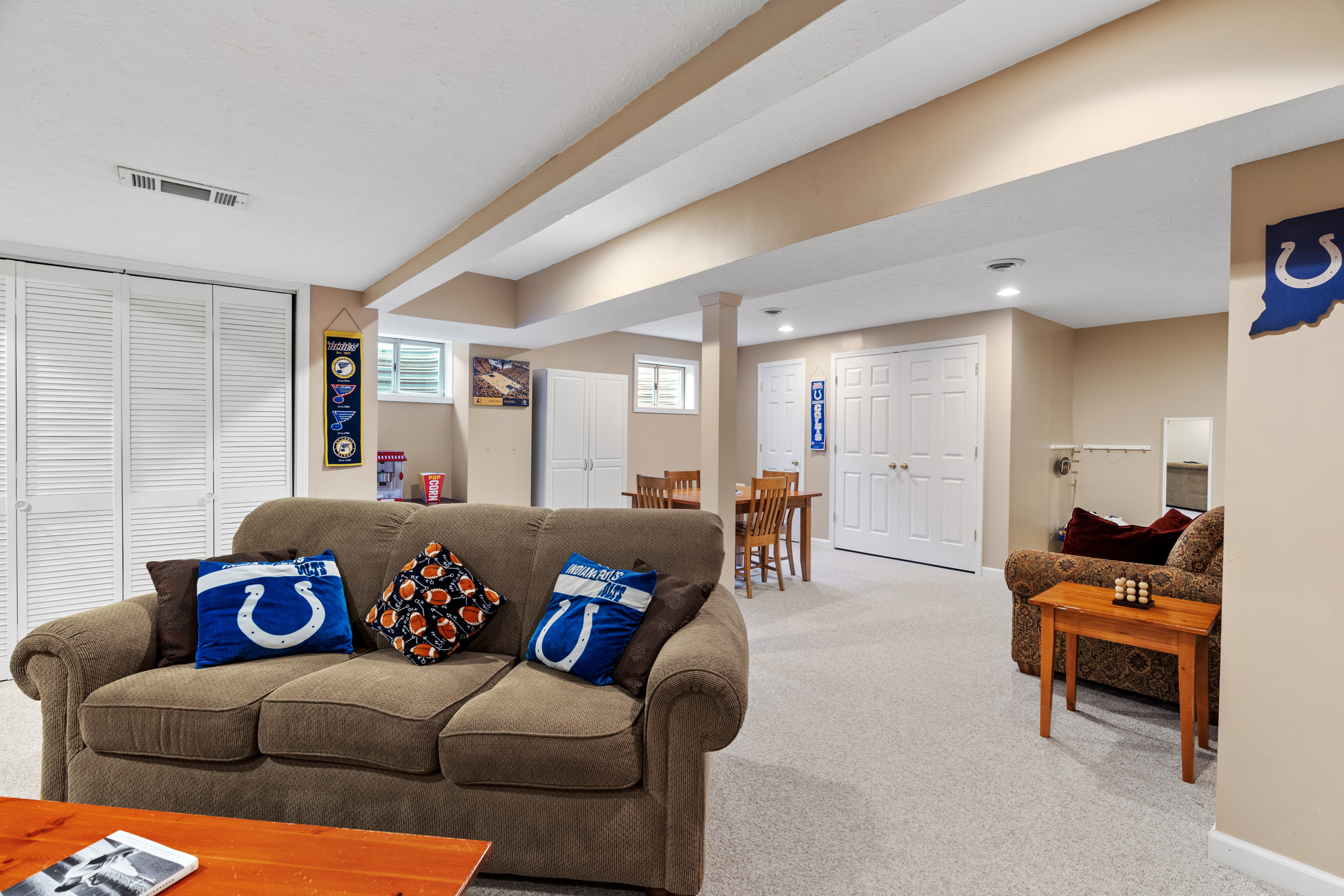 56 E Wisteria Way