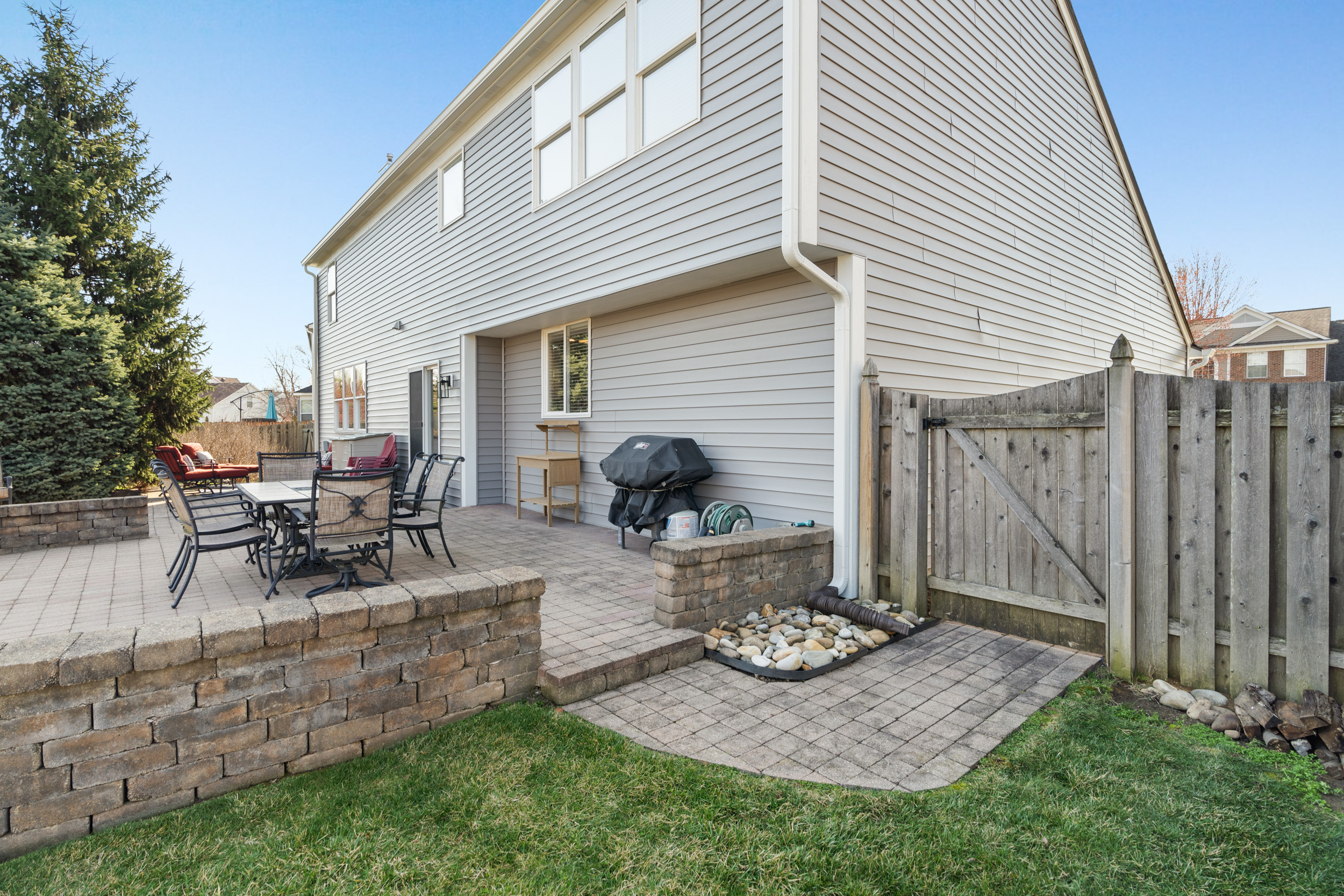 56 E Wisteria Way