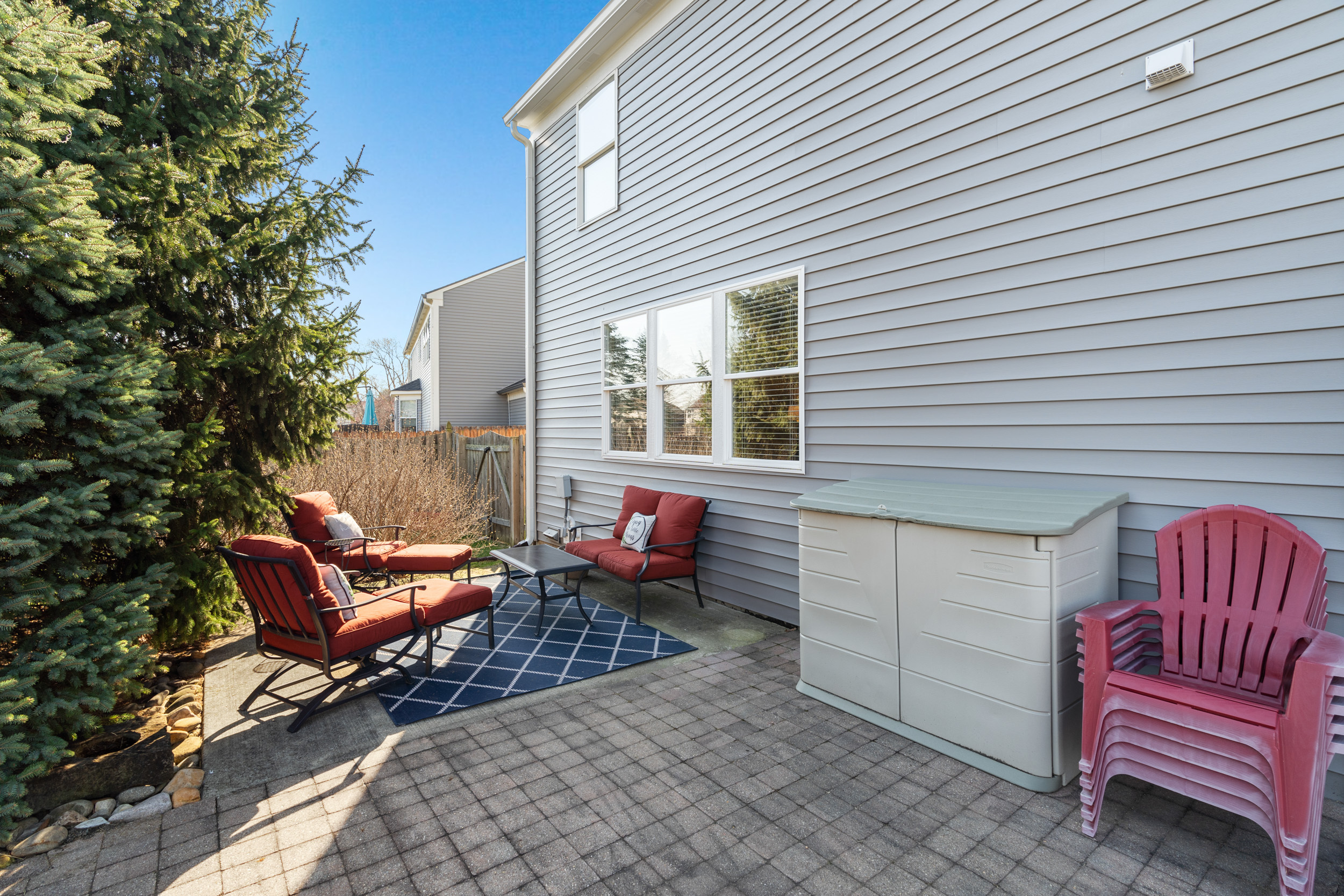 56 E Wisteria Way