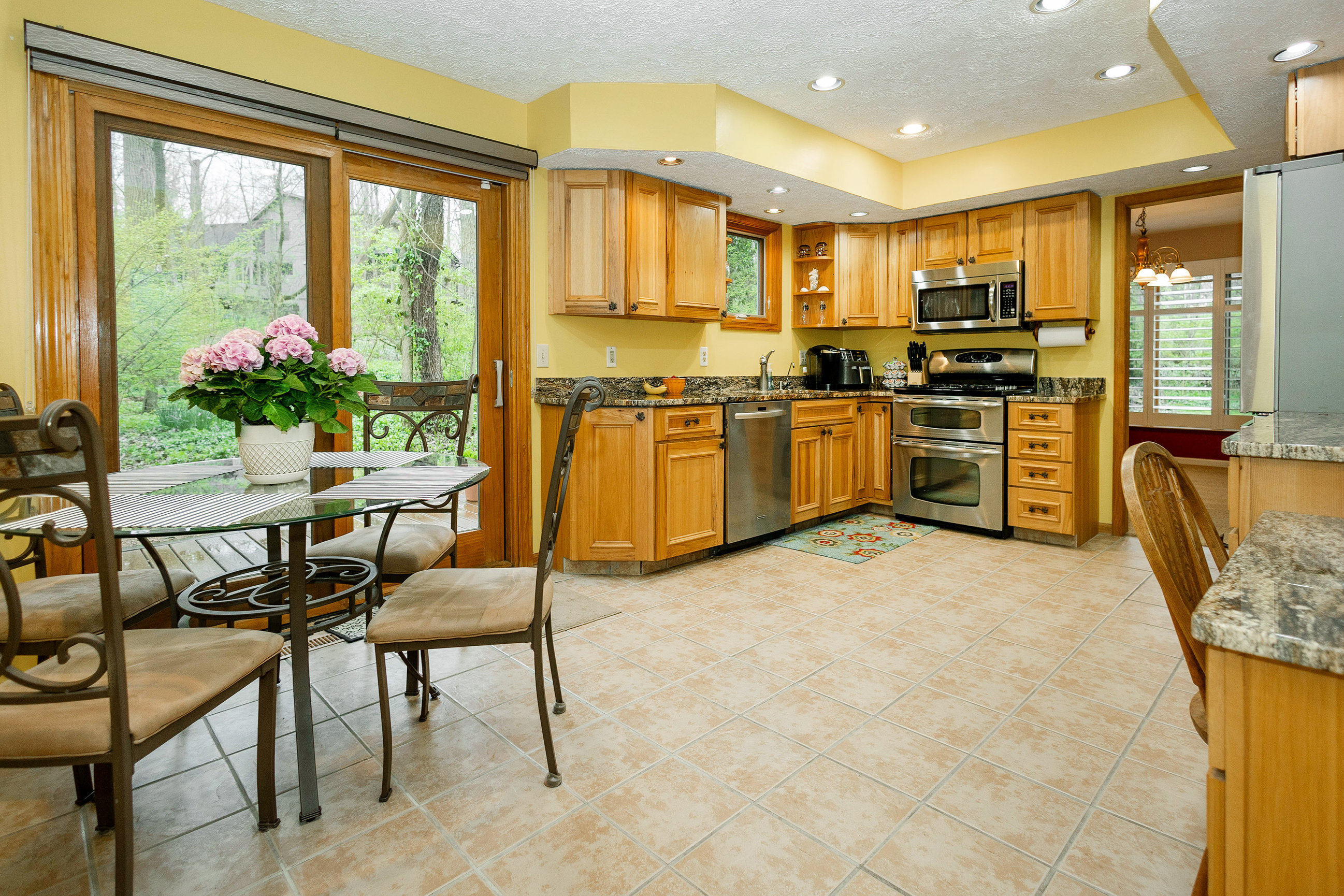 7422 Noel Forest Court