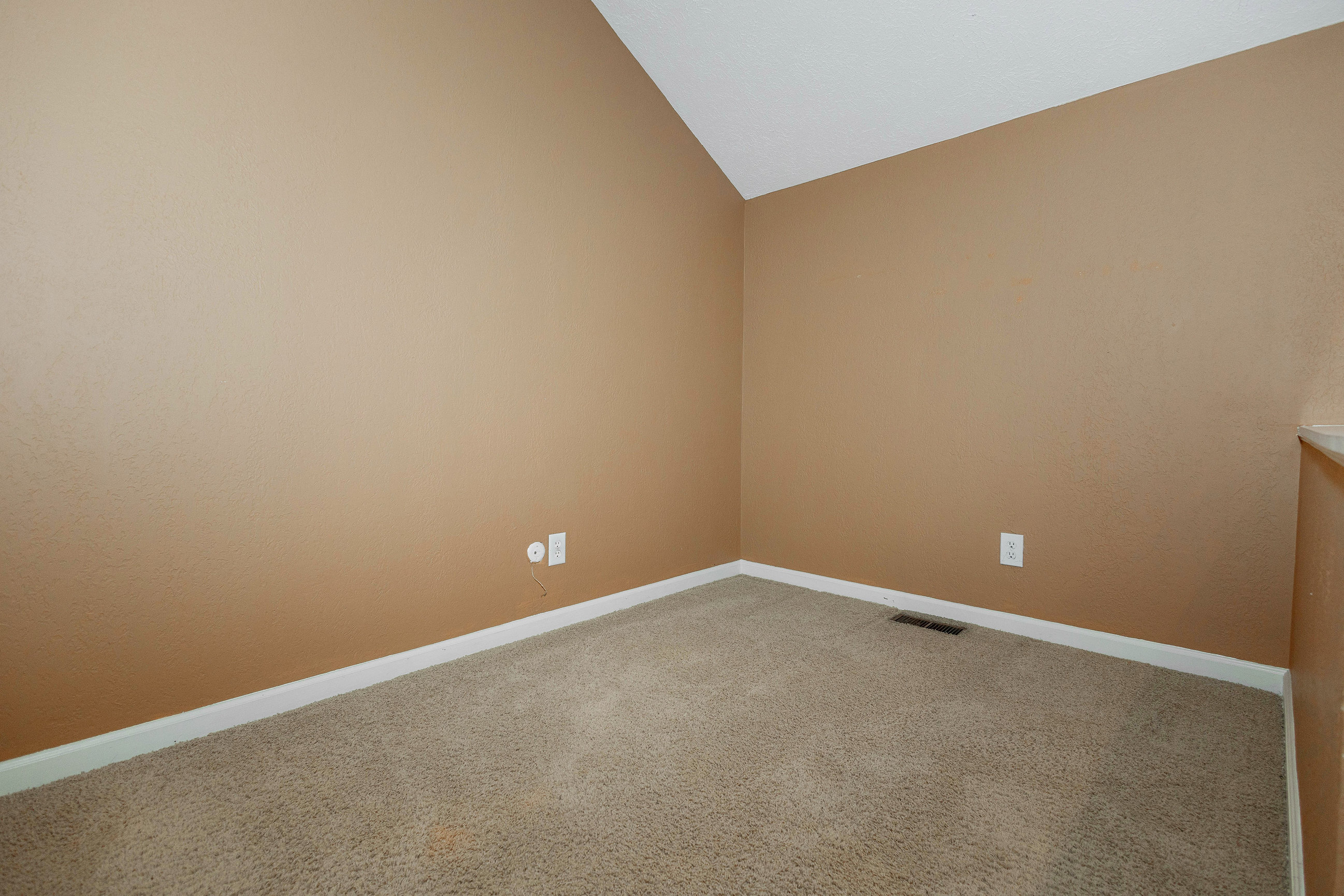 7422 Noel Forest Court