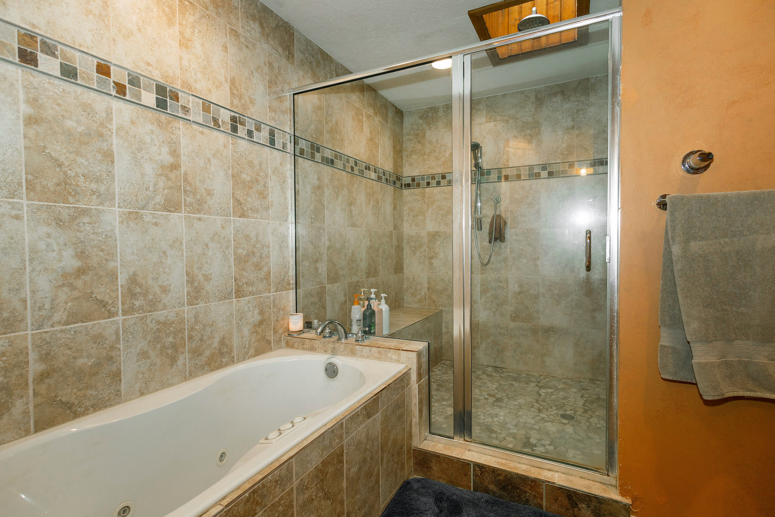 7422 Noel Forest Court