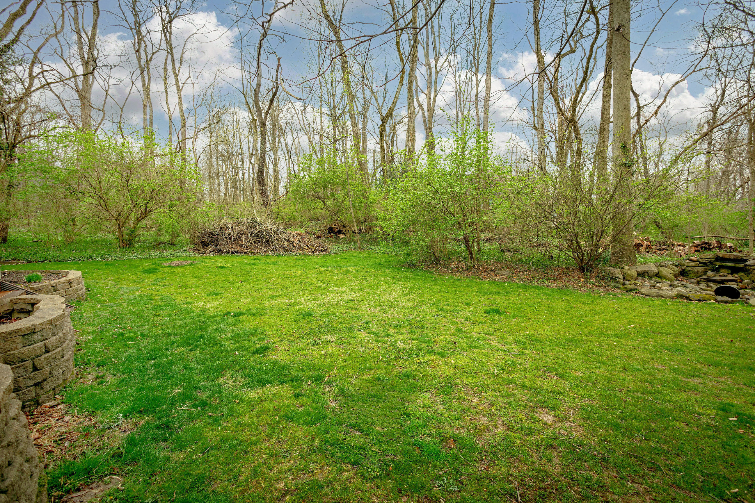 7422 Noel Forest Court