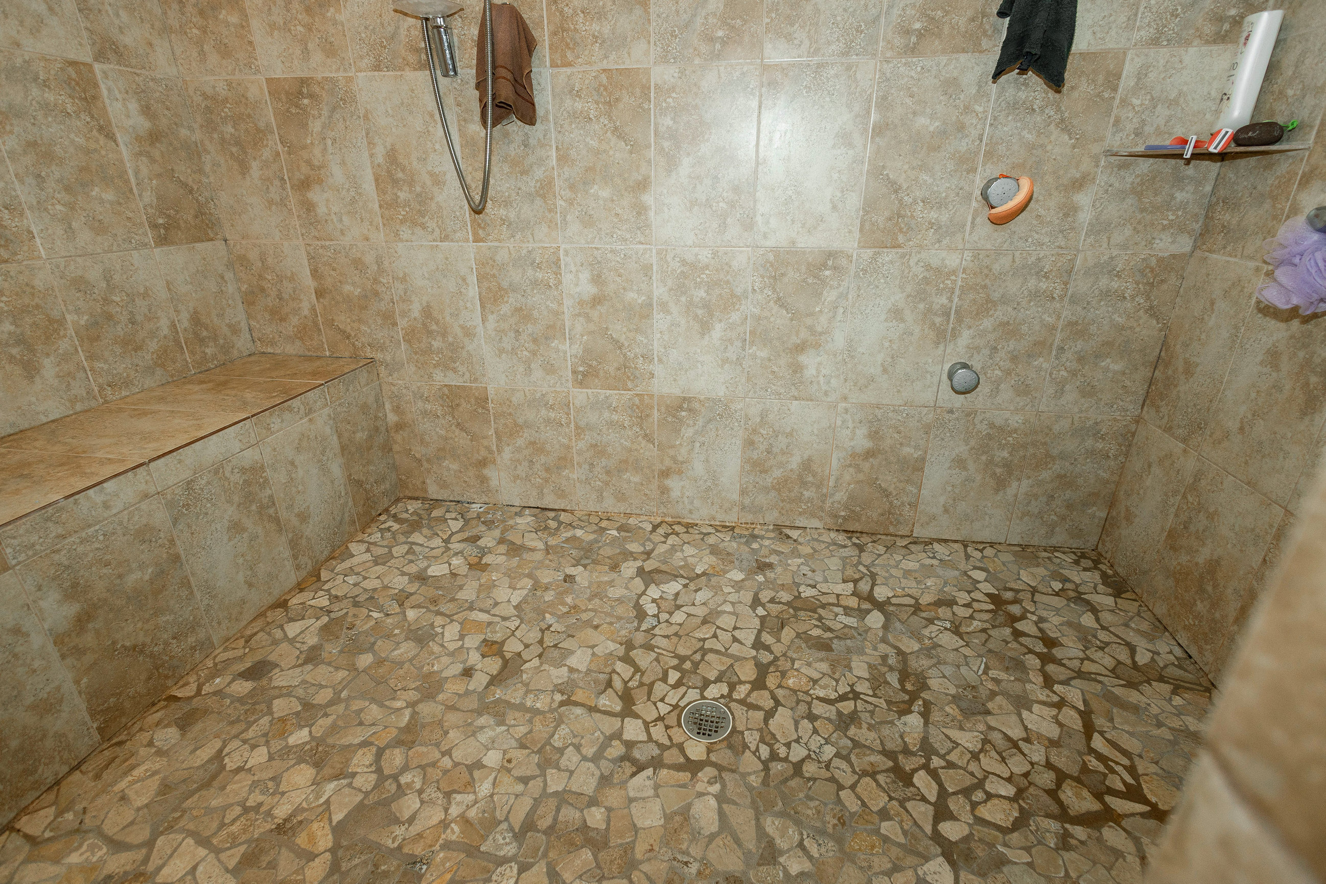 7422 Noel Forest Court