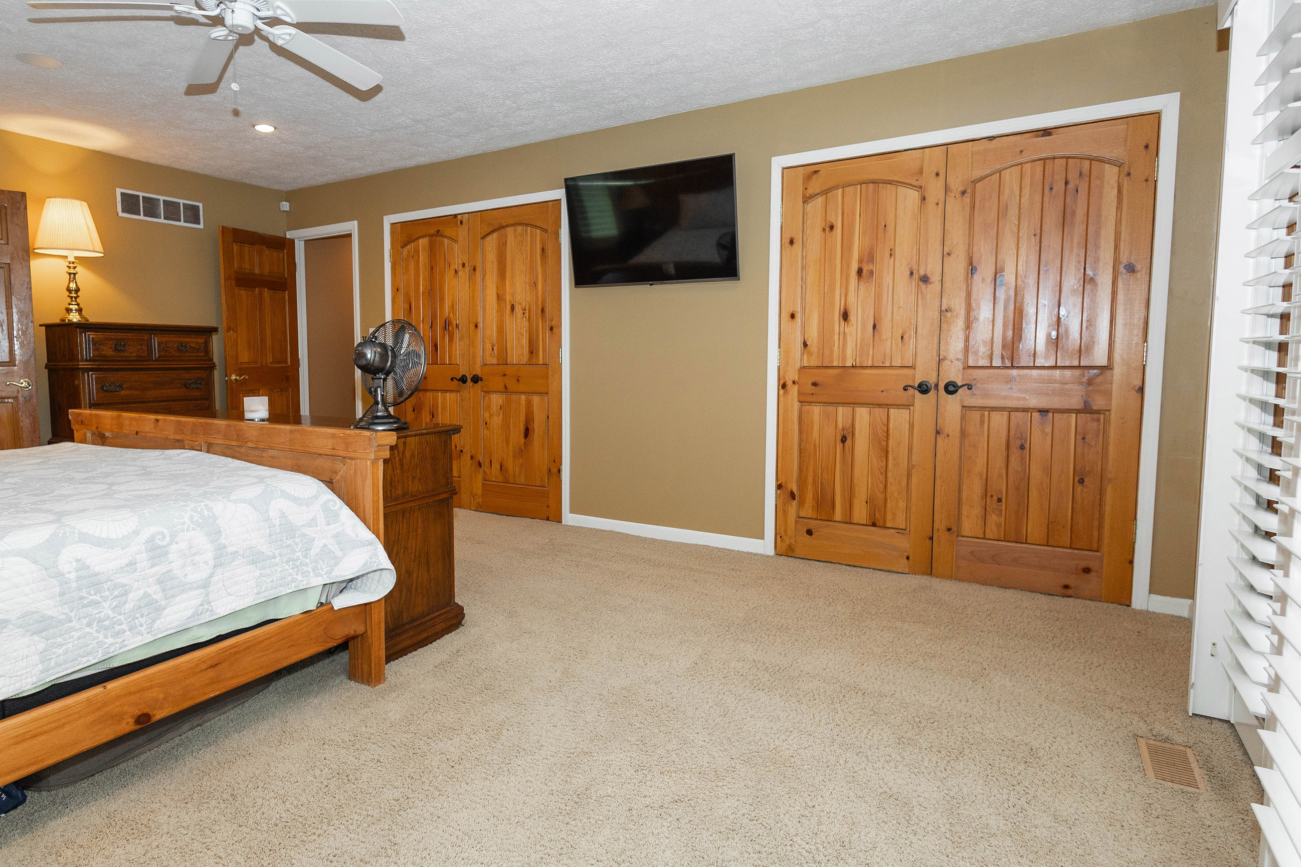 7422 Noel Forest Court