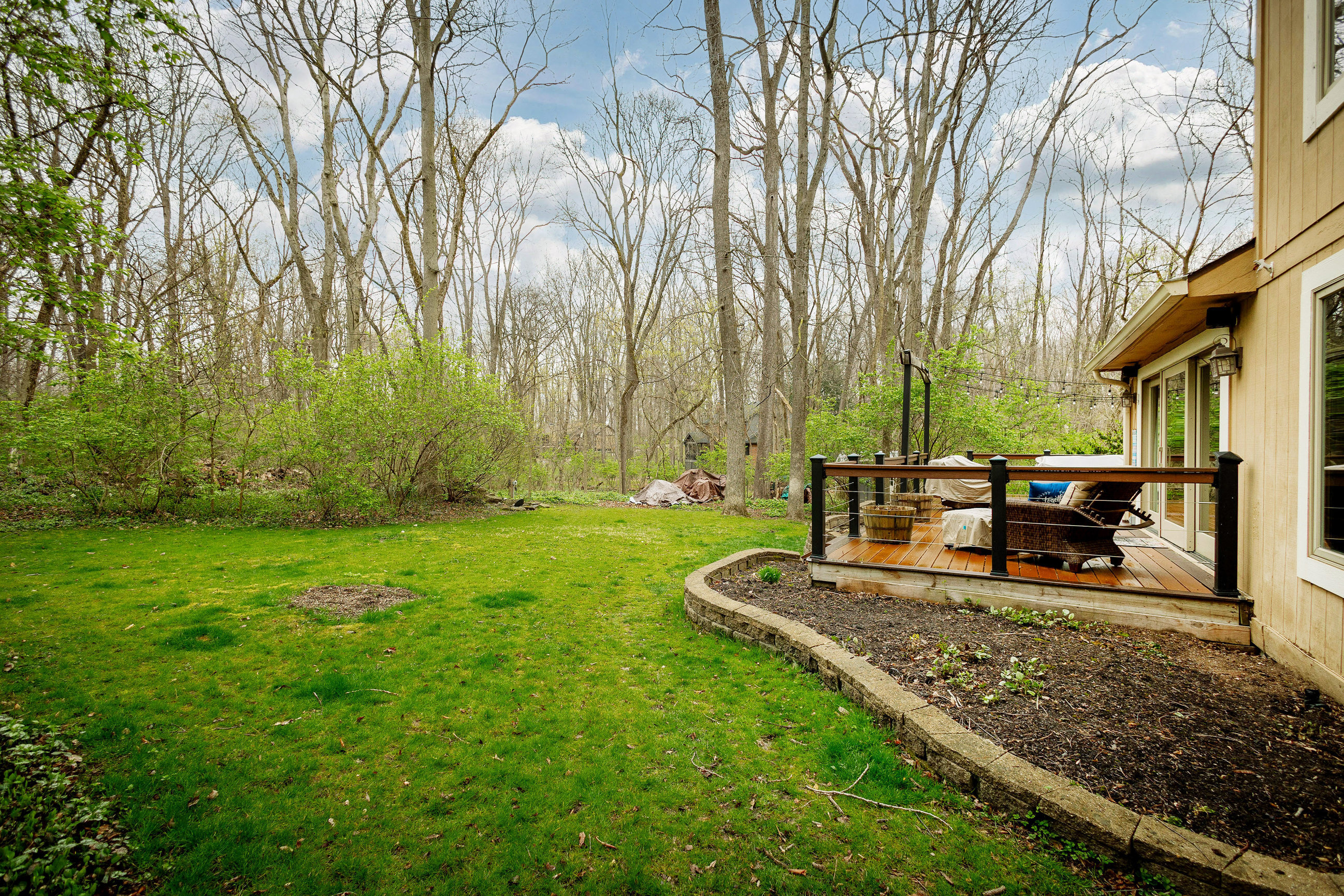 7422 Noel Forest Court