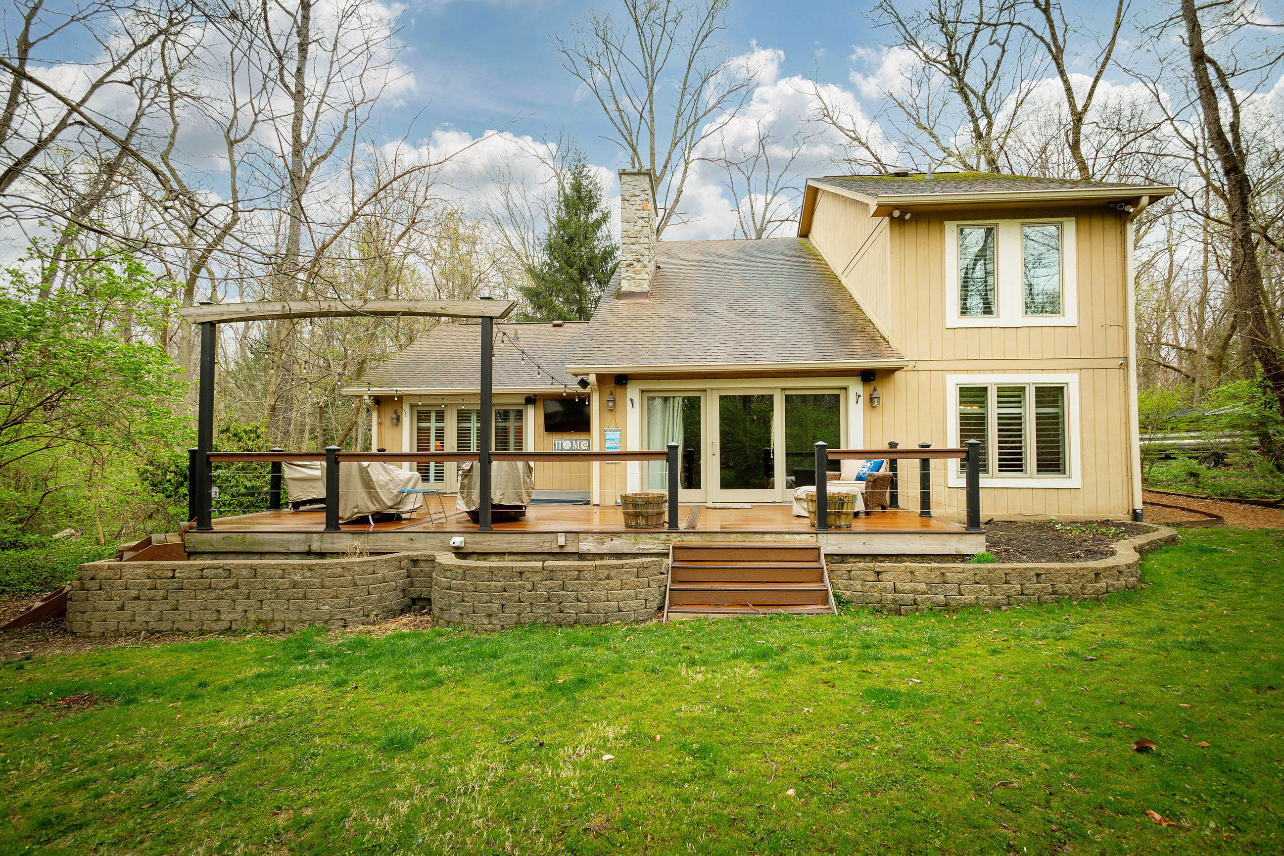 7422 Noel Forest Court
