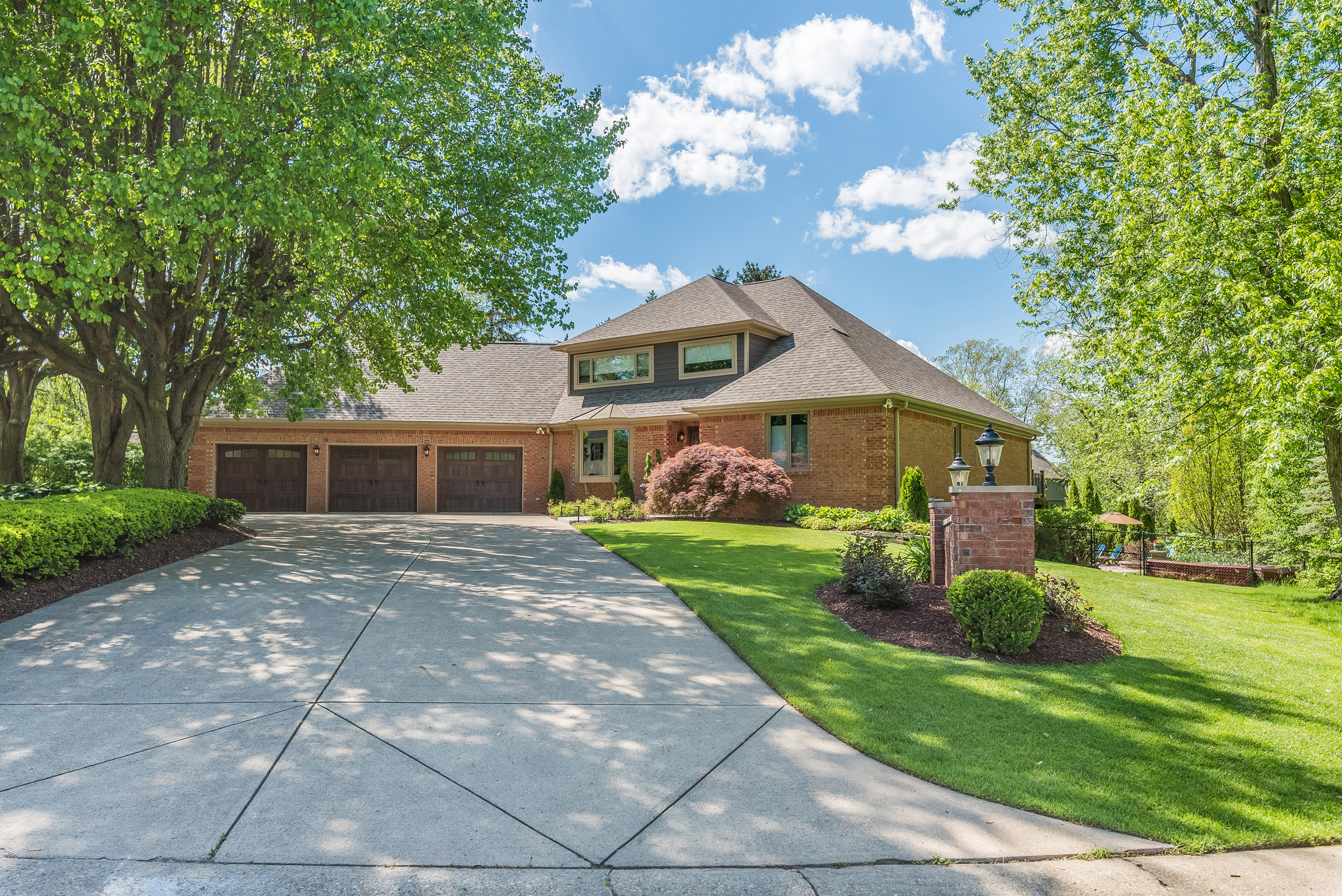 6520 Castle Knoll Court