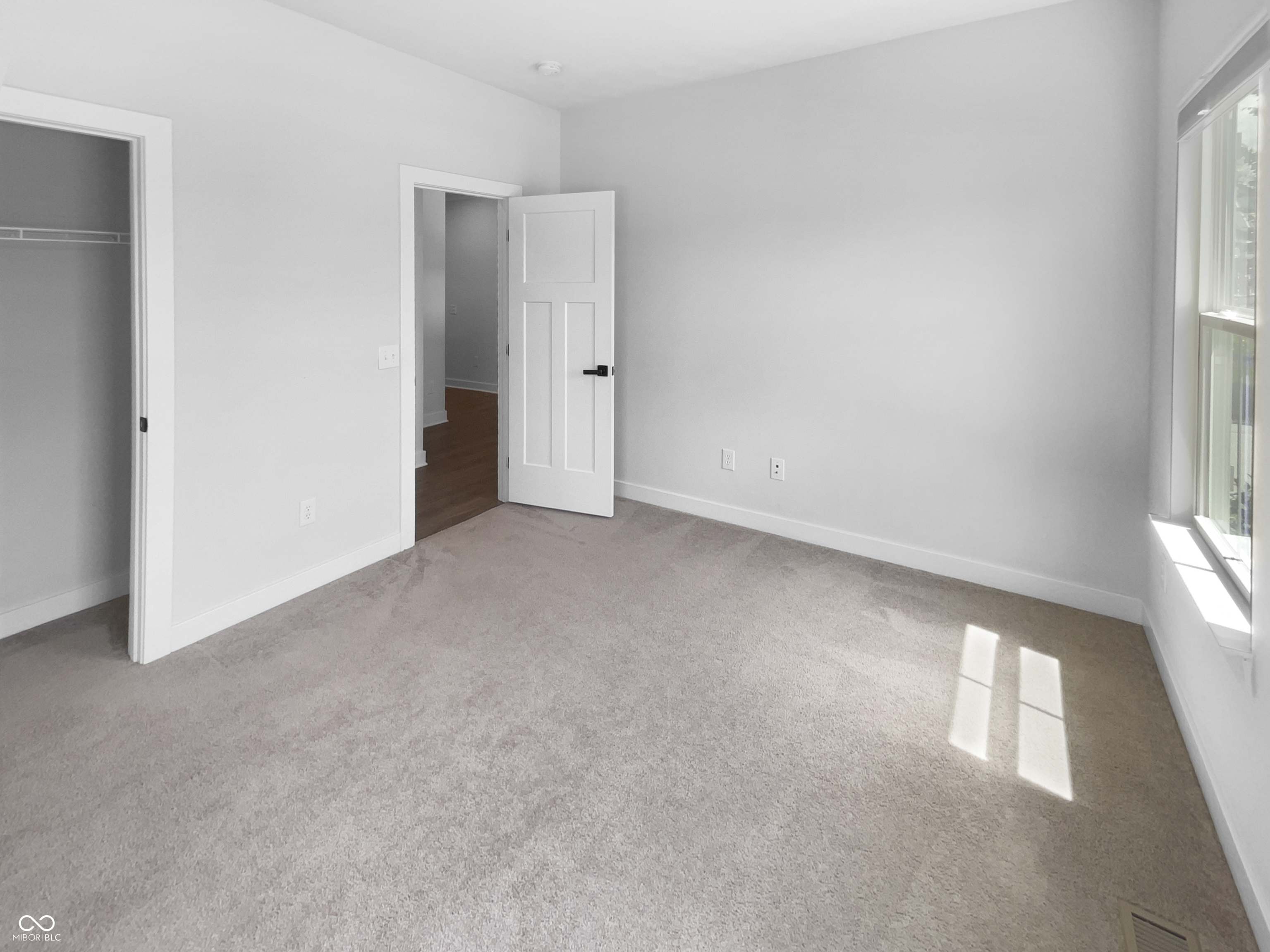 5096 Green Valley Lane