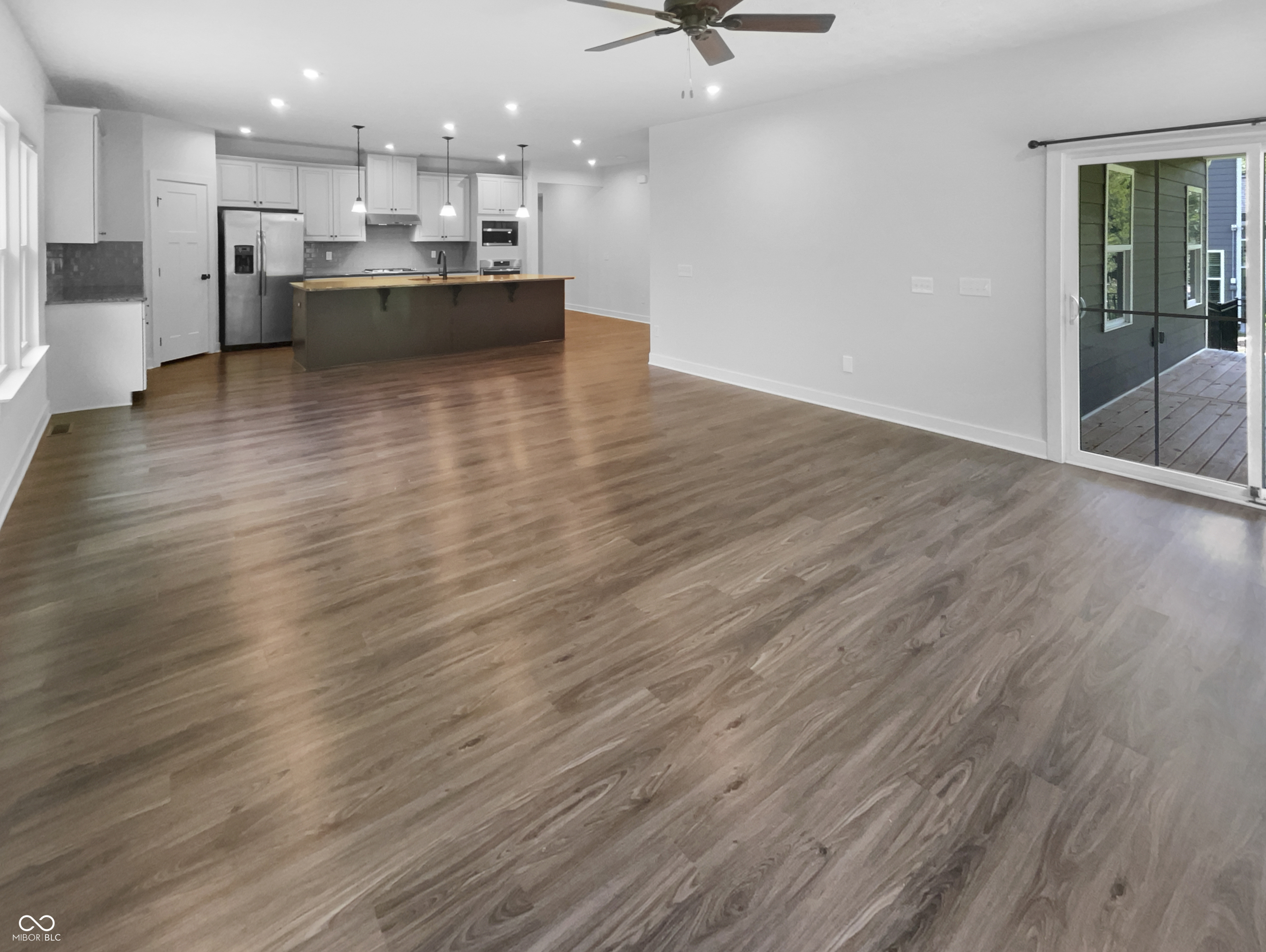 5096 Green Valley Lane