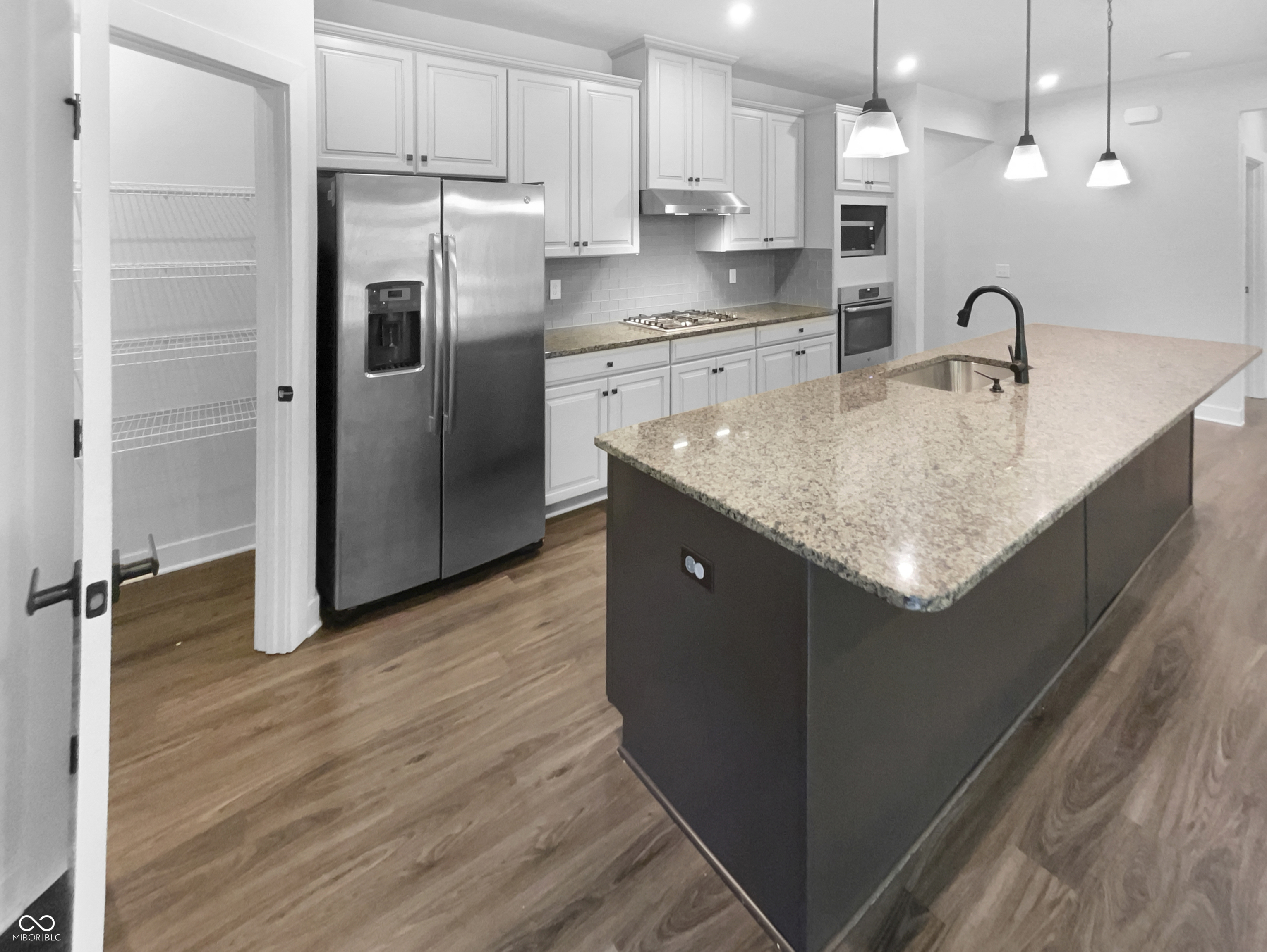 5096 Green Valley Lane