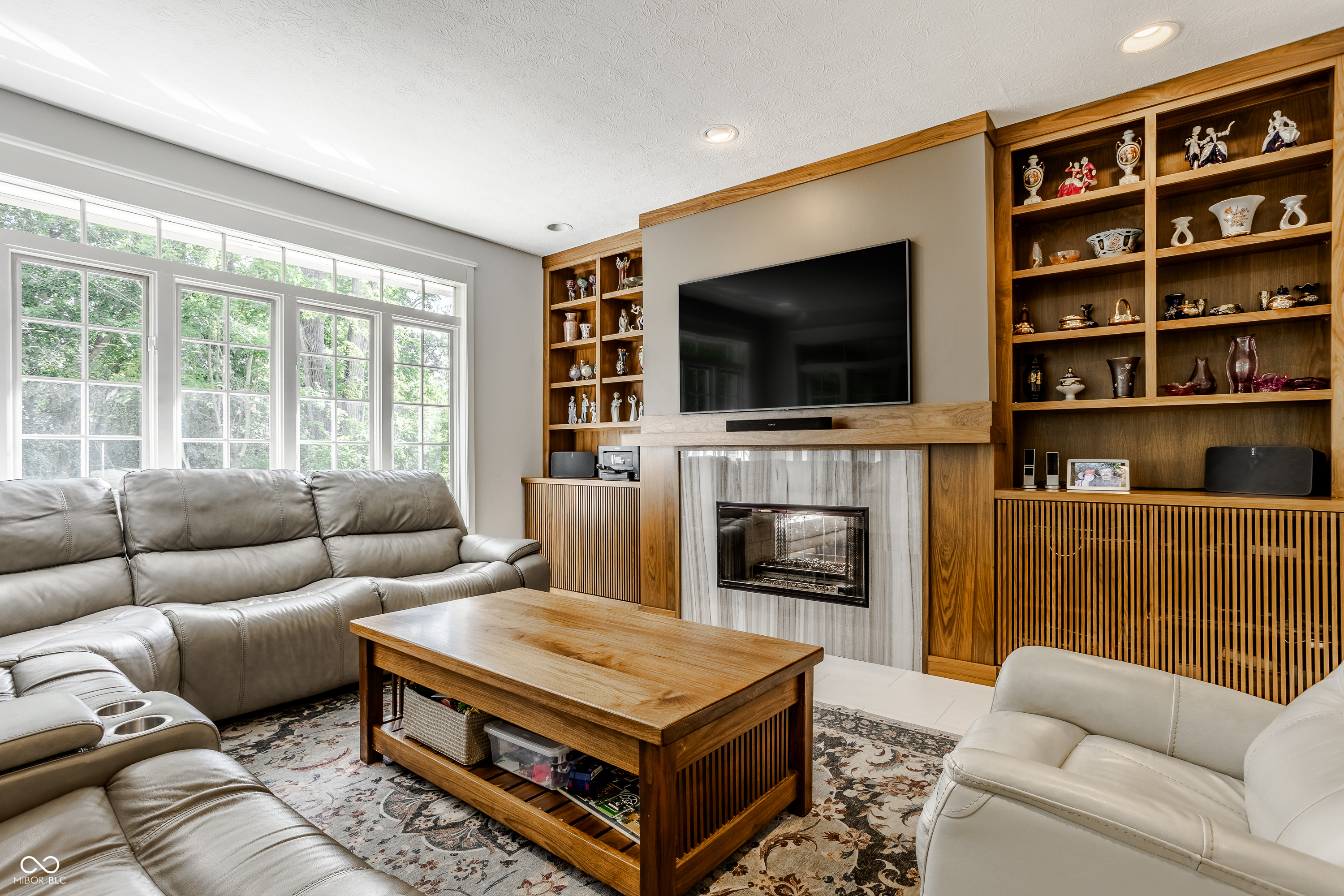 8040 88th Street W