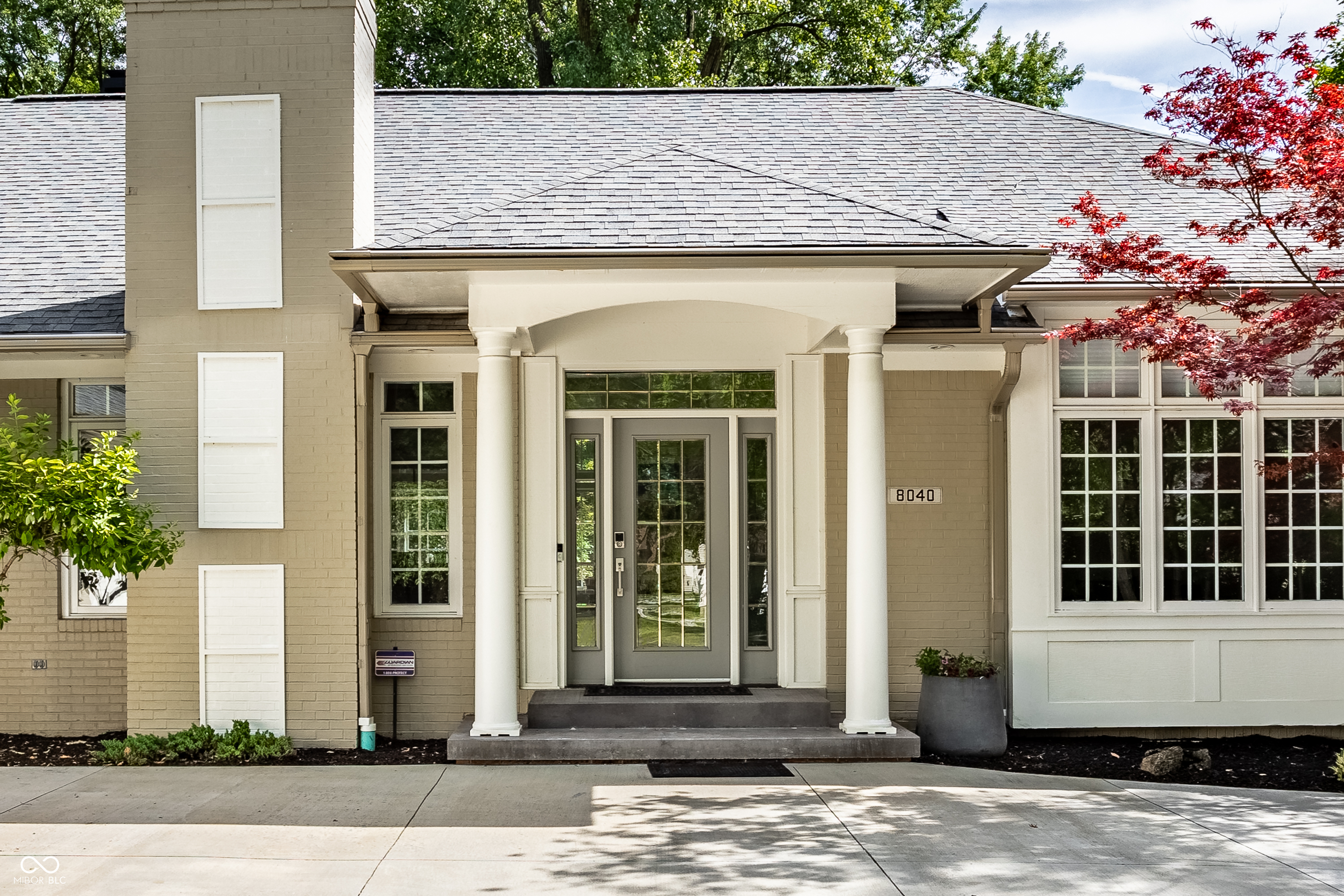 8040 88th Street W