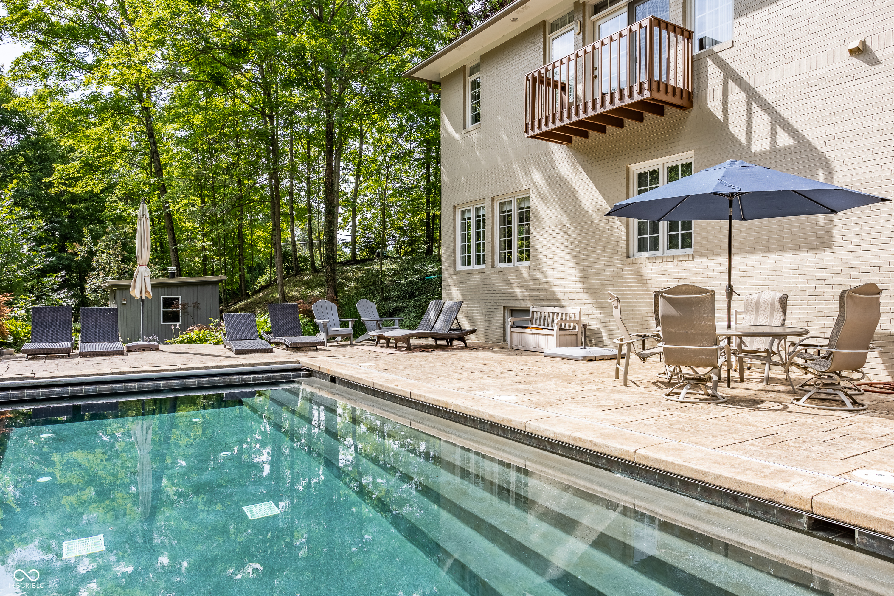 8040 88th Street W