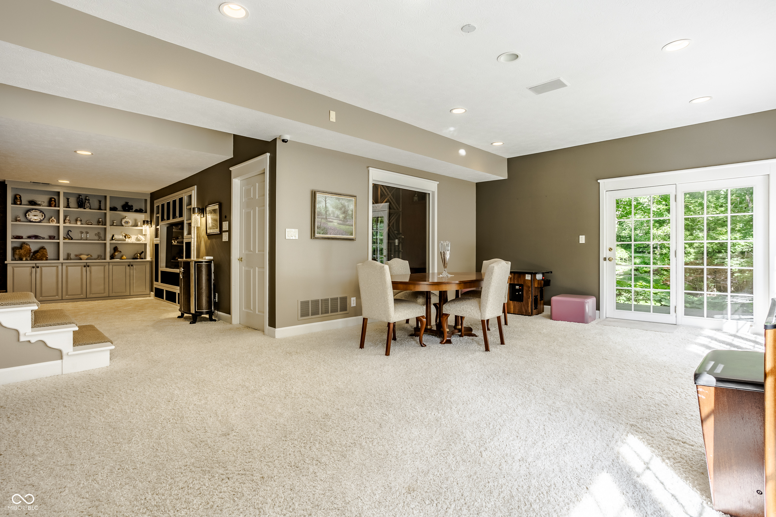 8040 88th Street W