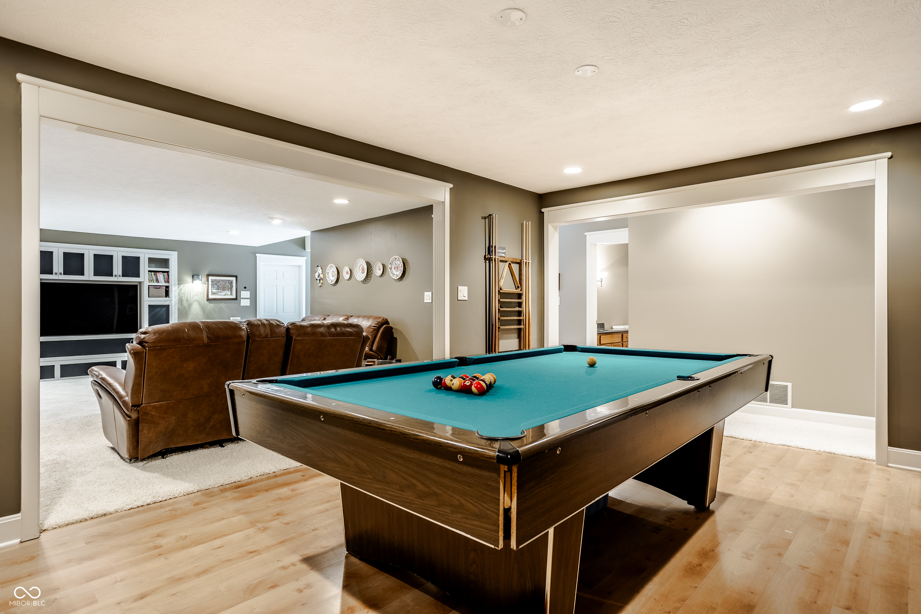8040 88th Street W