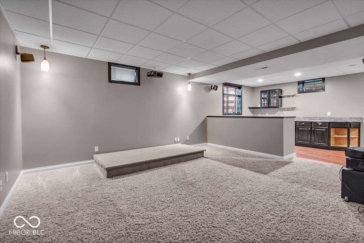5524 Tara Way
