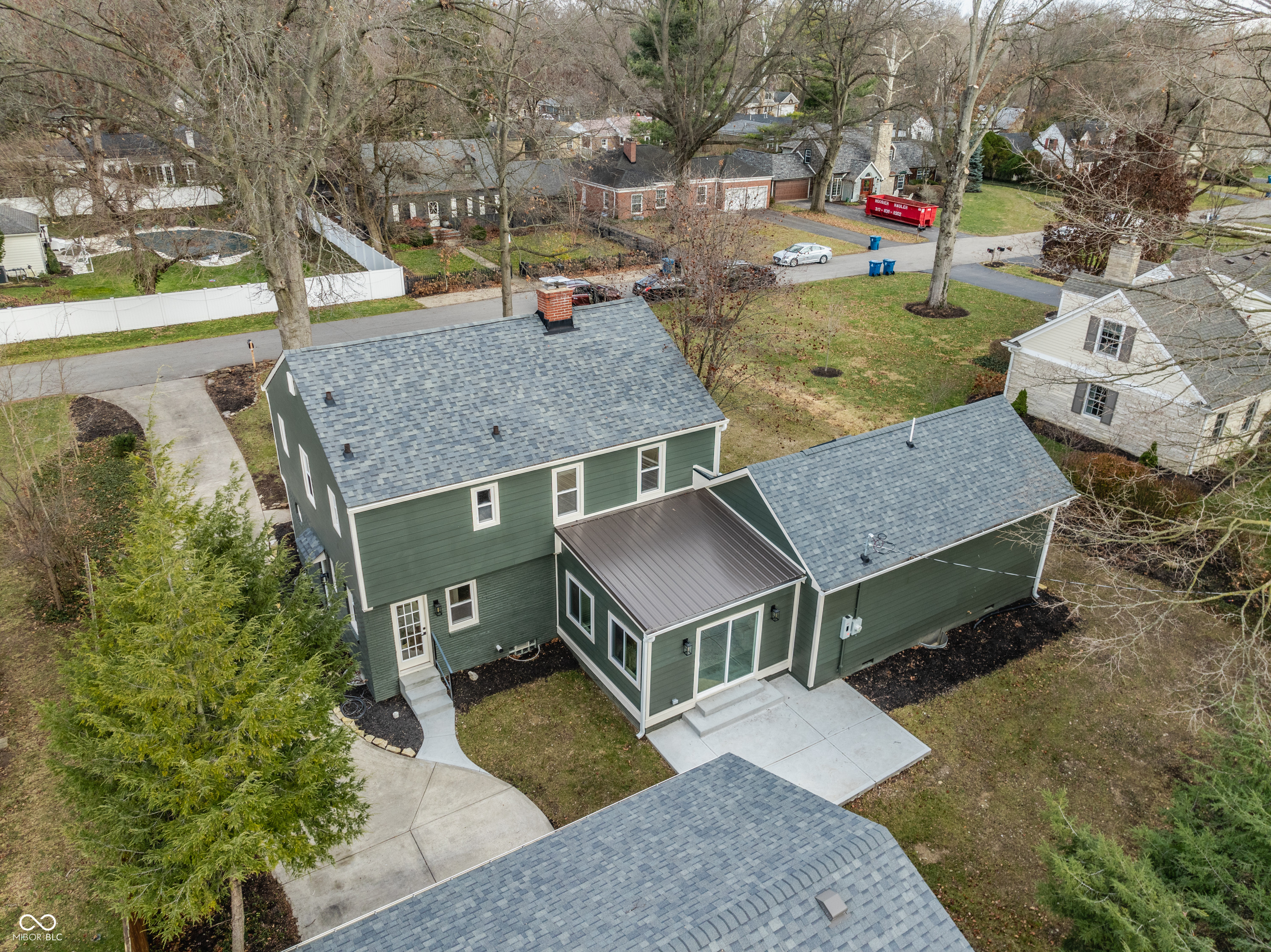 707 Nottingham Court