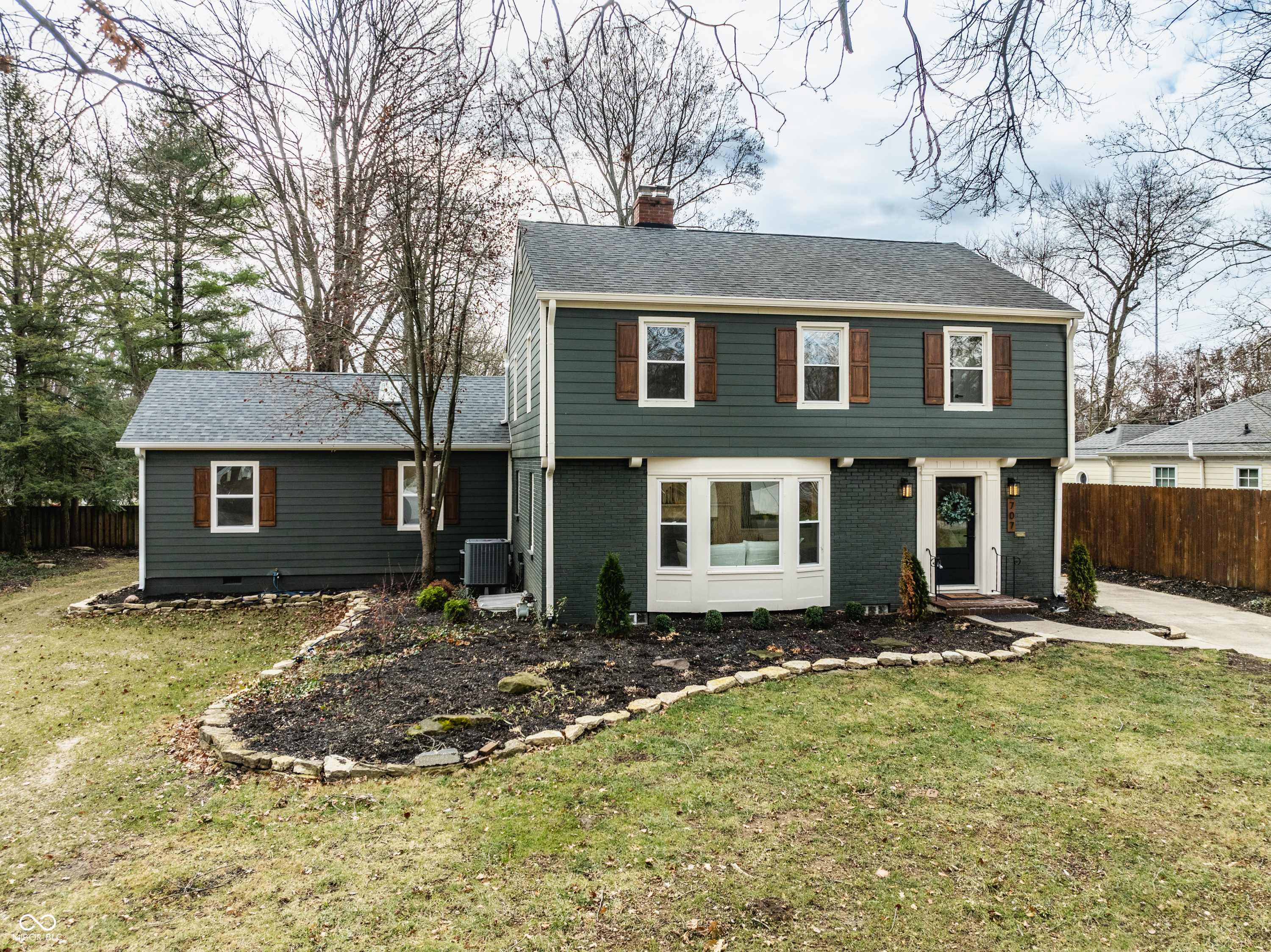 707 Nottingham Court