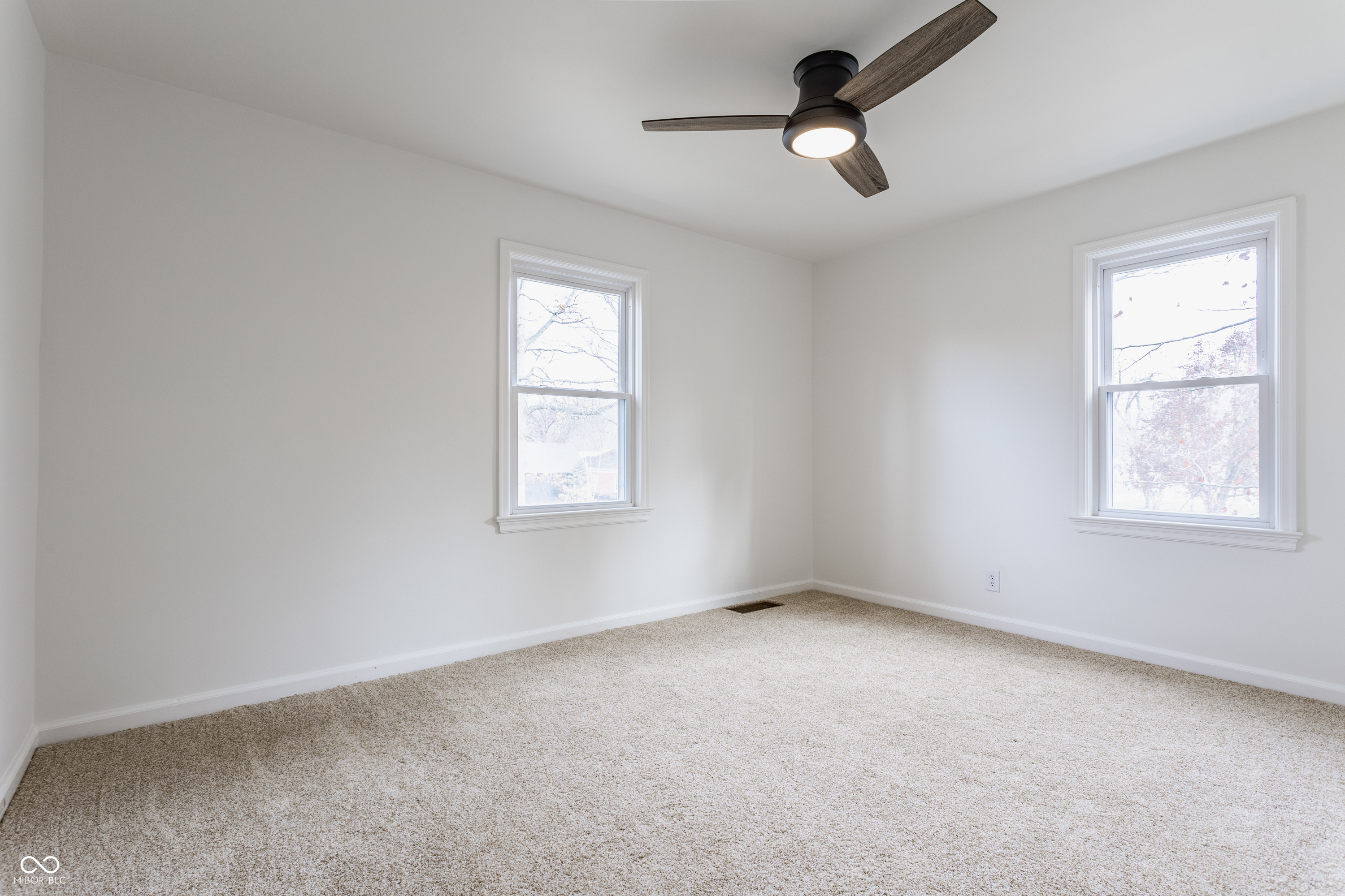 707 Nottingham Court