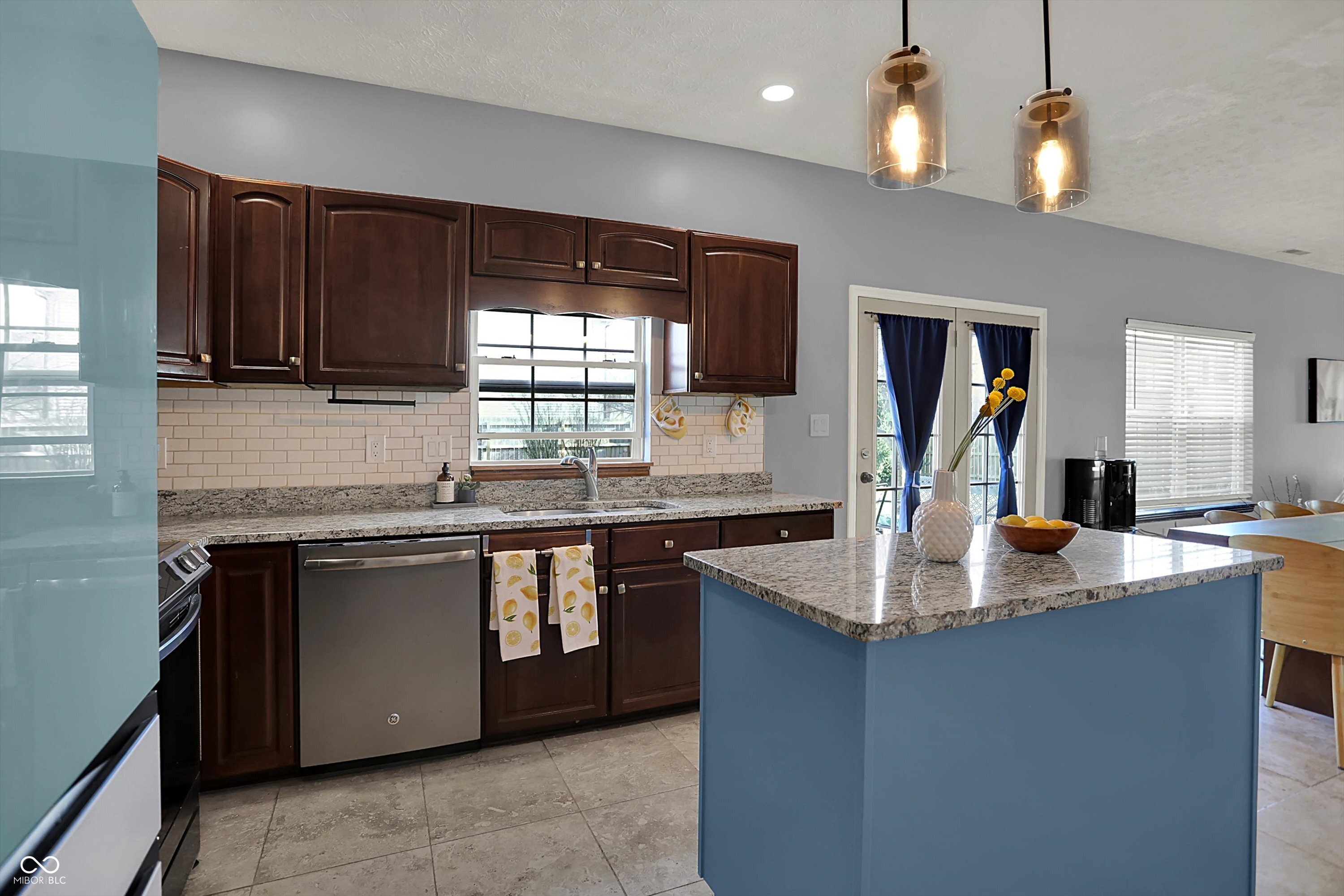 5347 Creekbend Drive