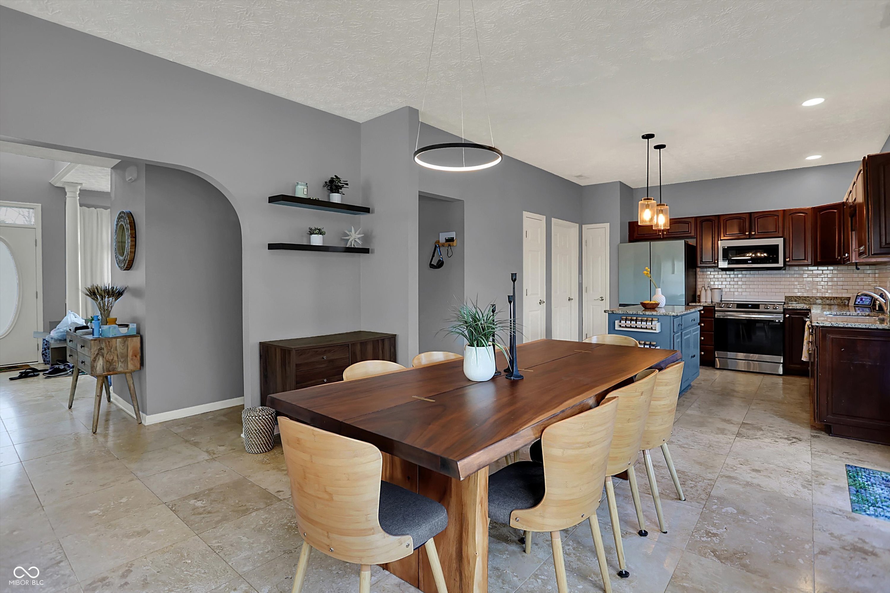 5347 Creekbend Drive