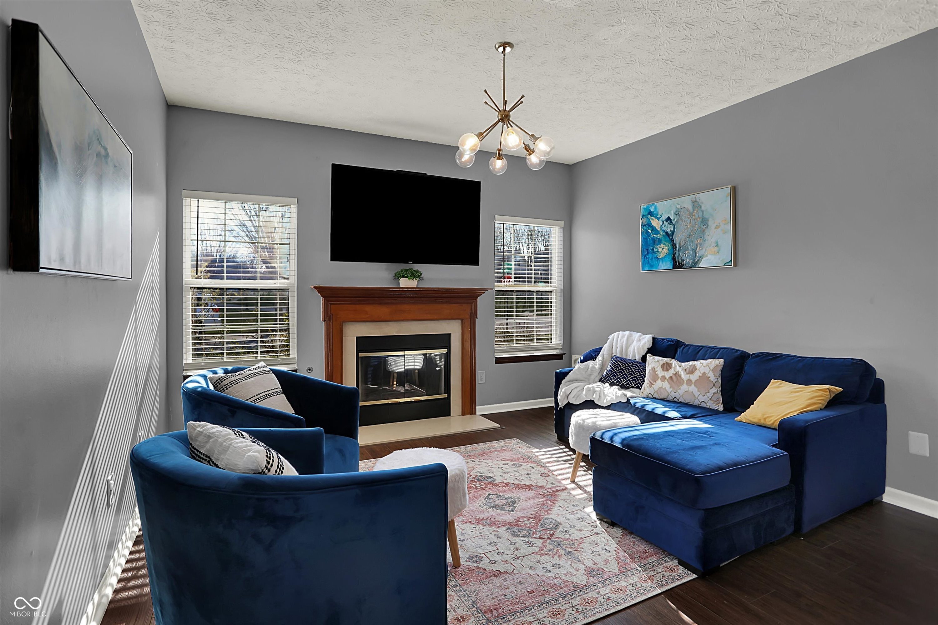 5347 Creekbend Drive