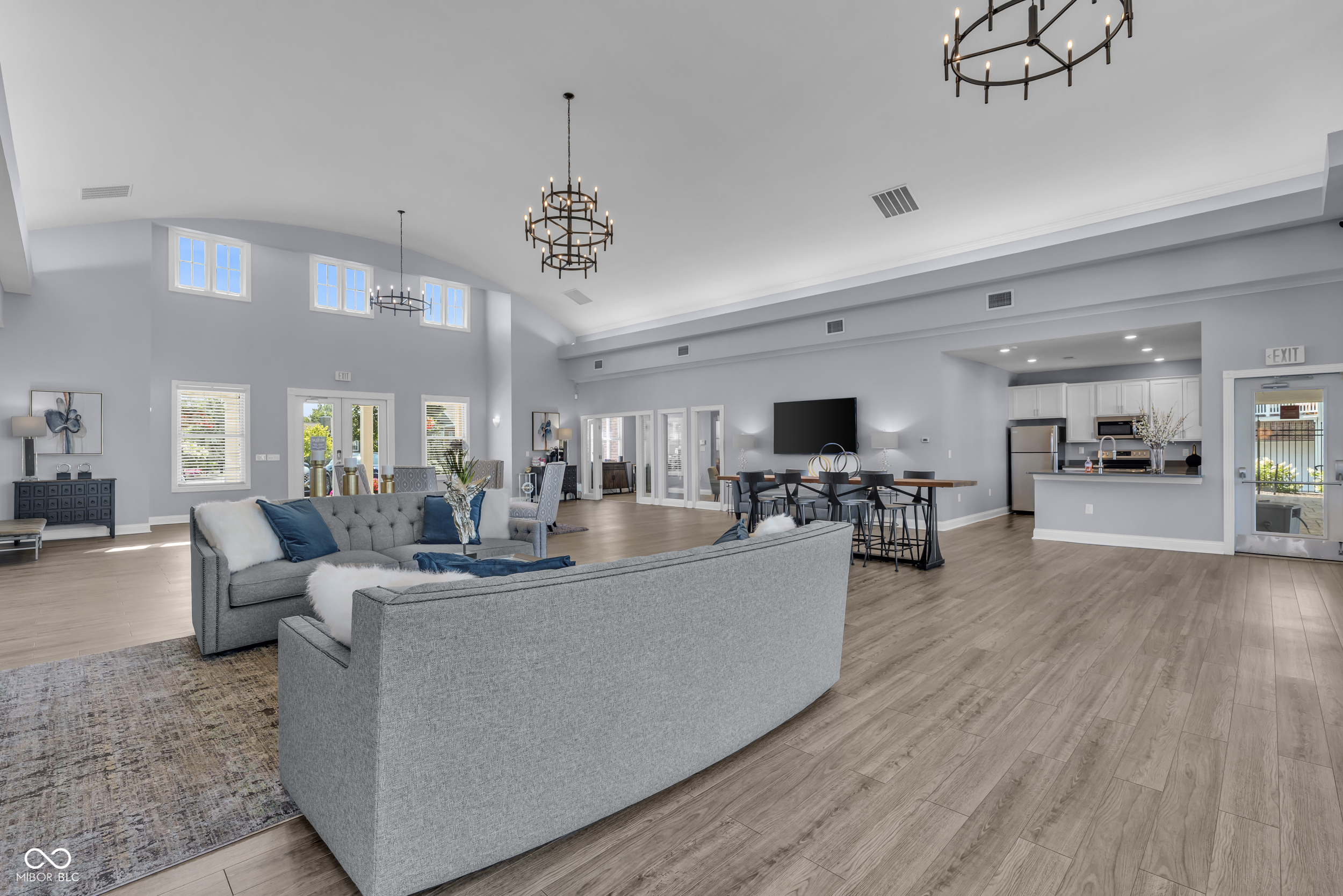 9790 Herons Cove