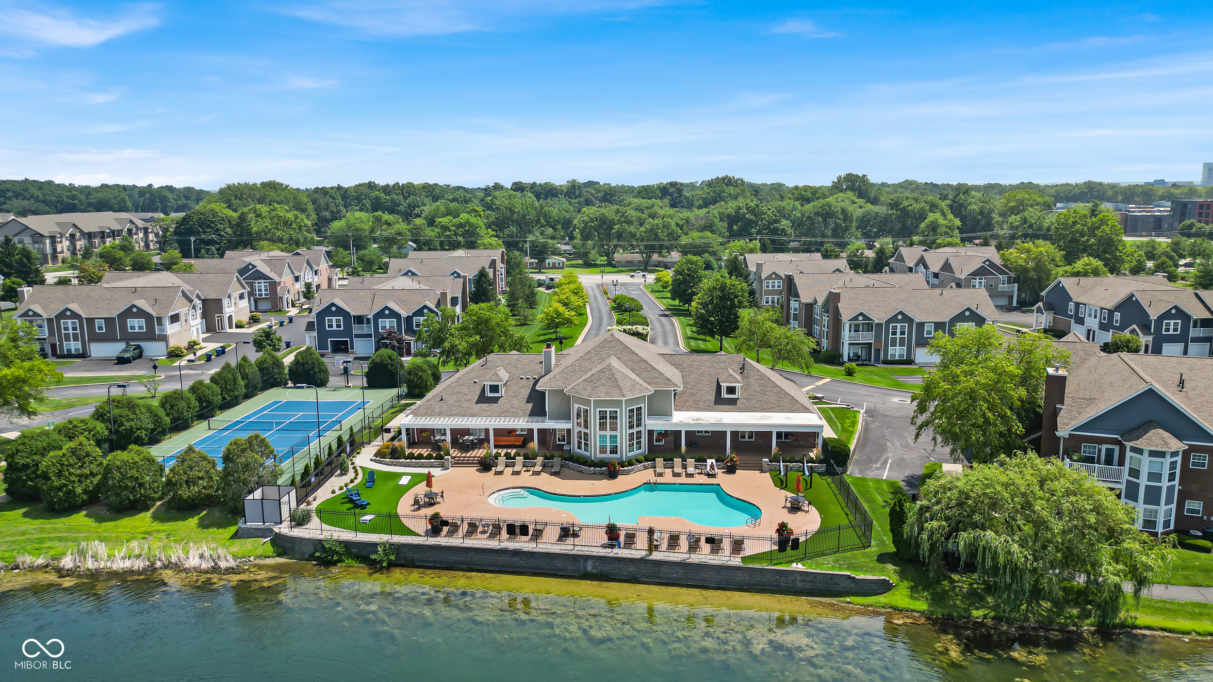 9790 Herons Cove