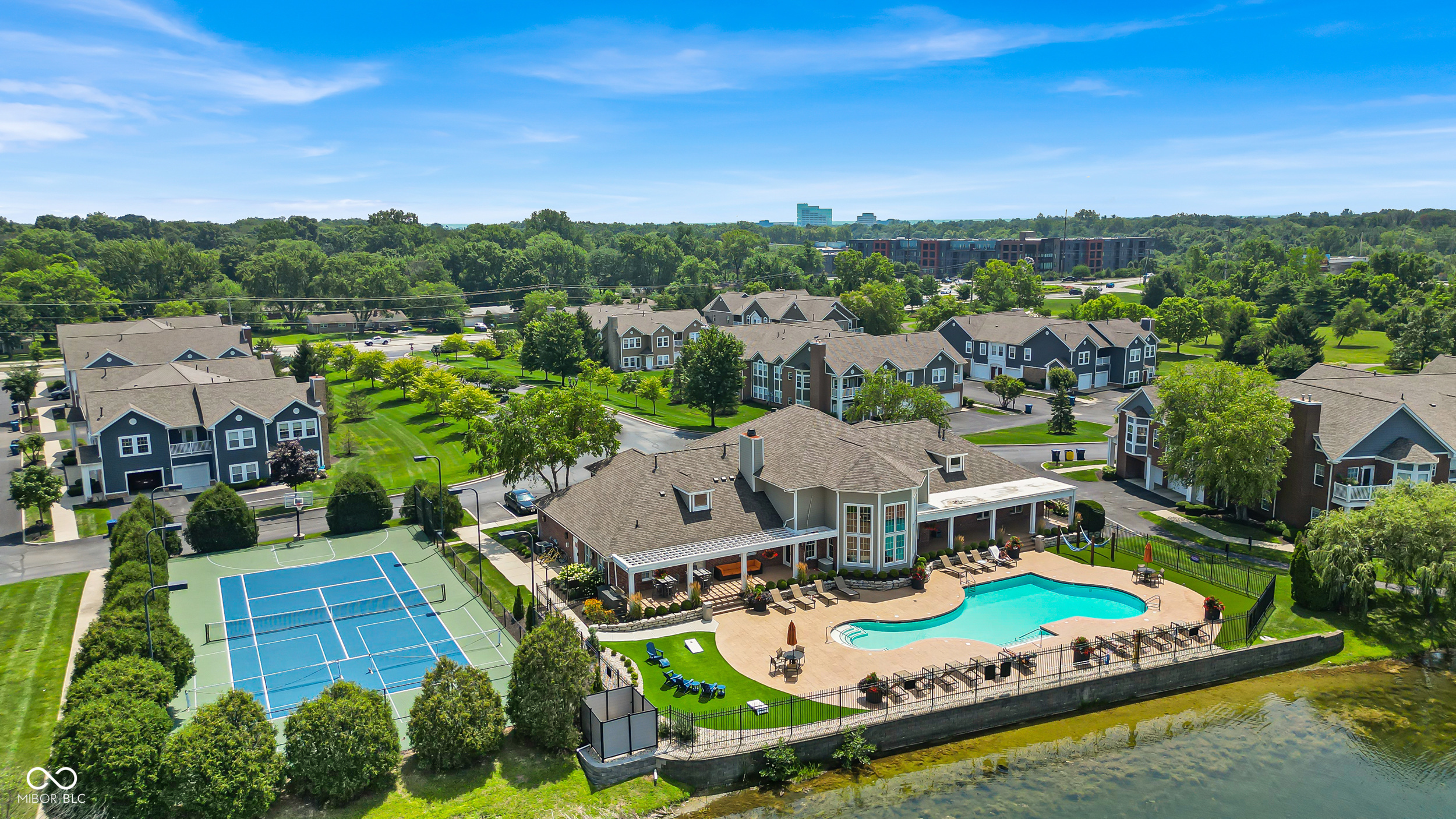 9790 Herons Cove