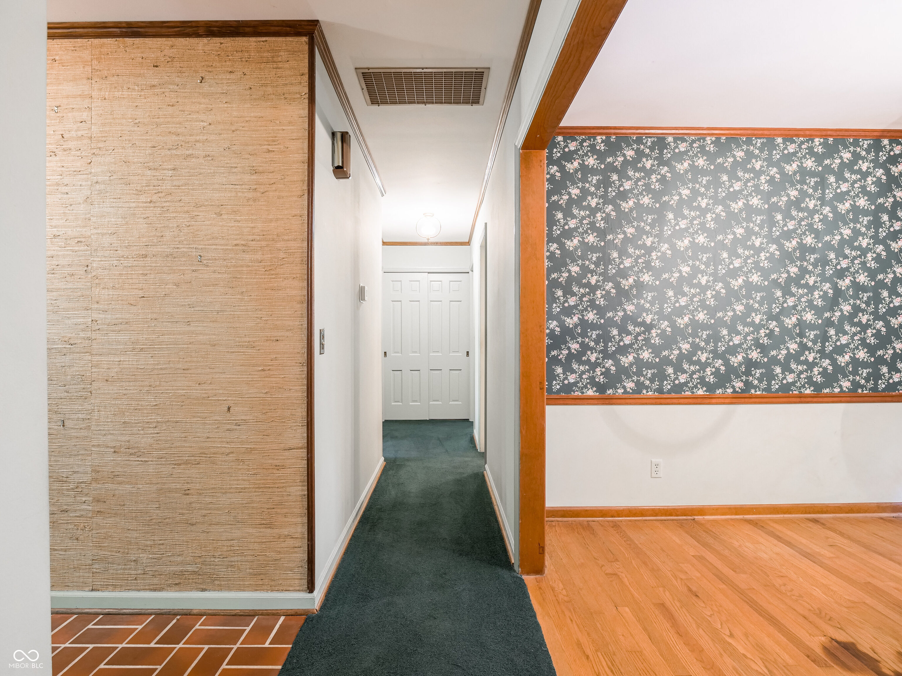 3512 Kenilworth Drive