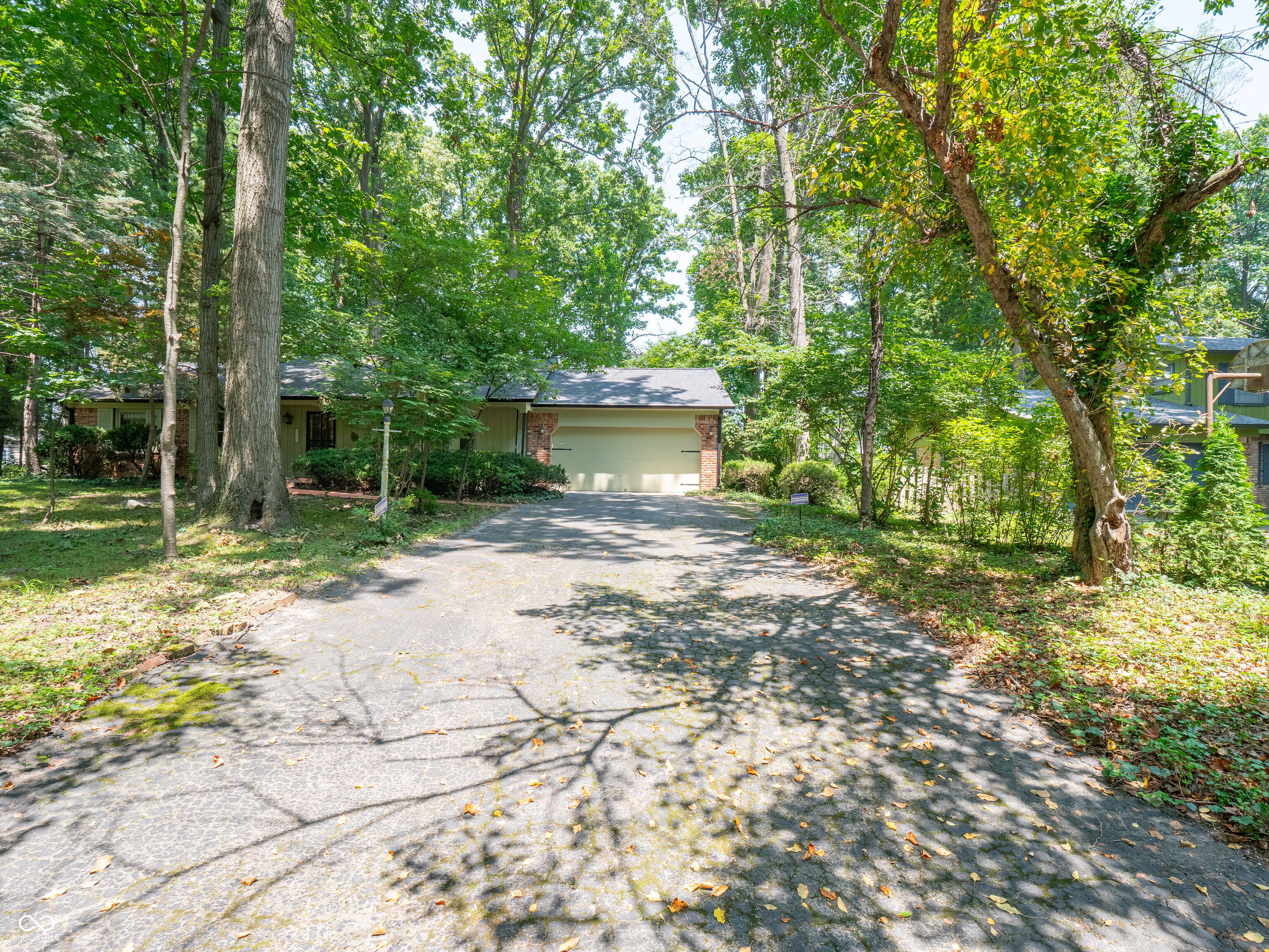 3512 Kenilworth Drive