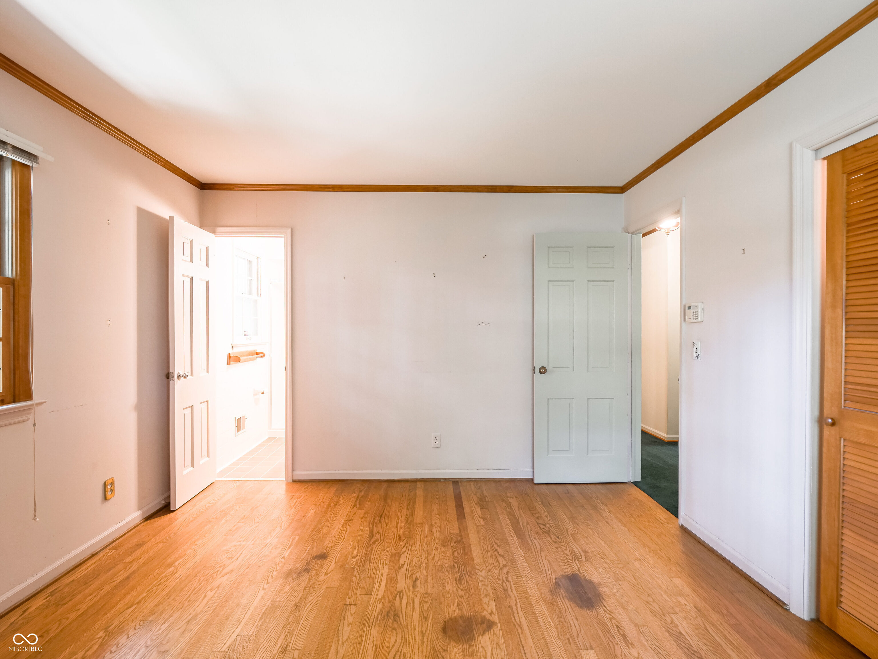 3512 Kenilworth Drive