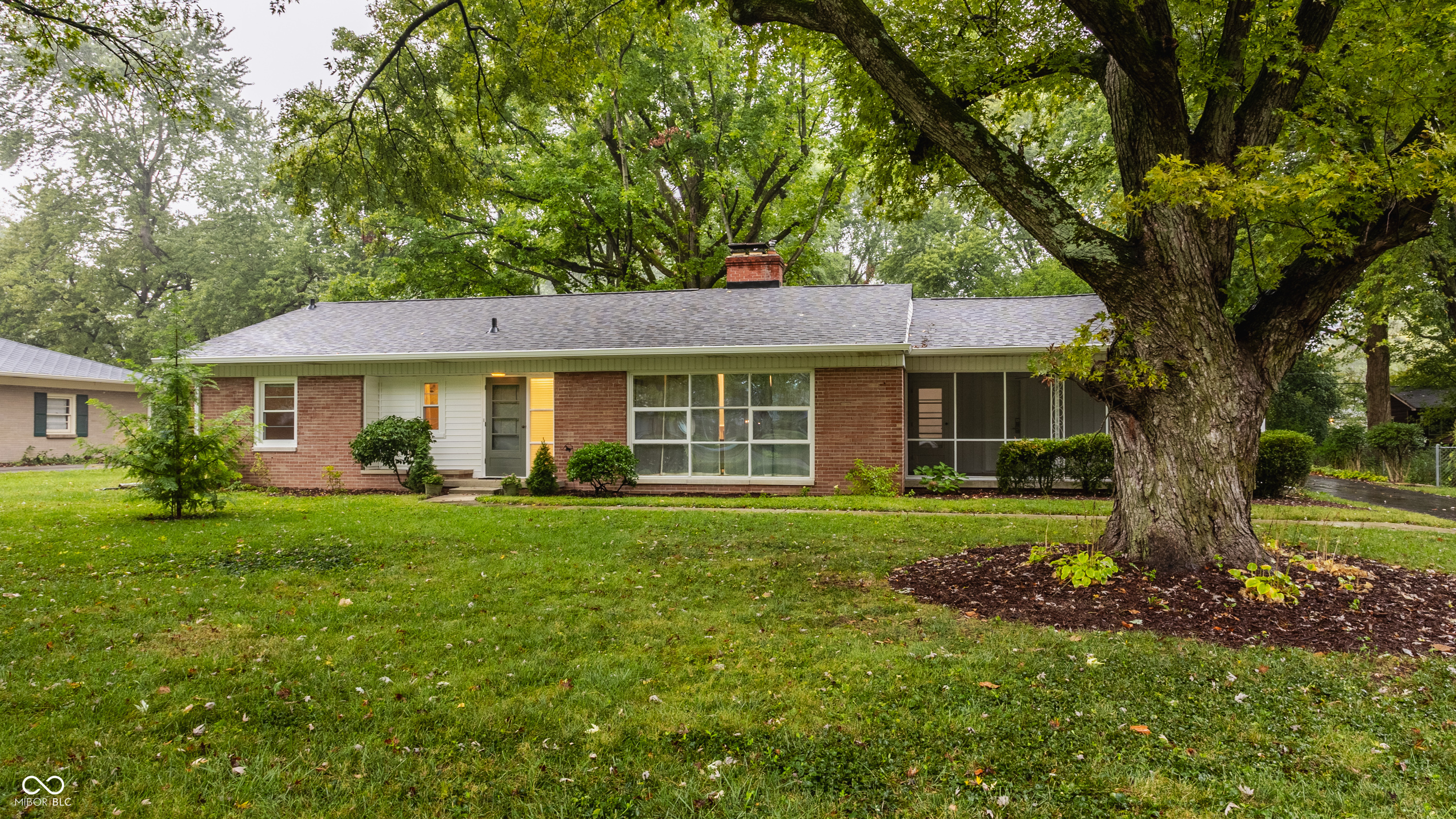 6234 N Tuxedo Street