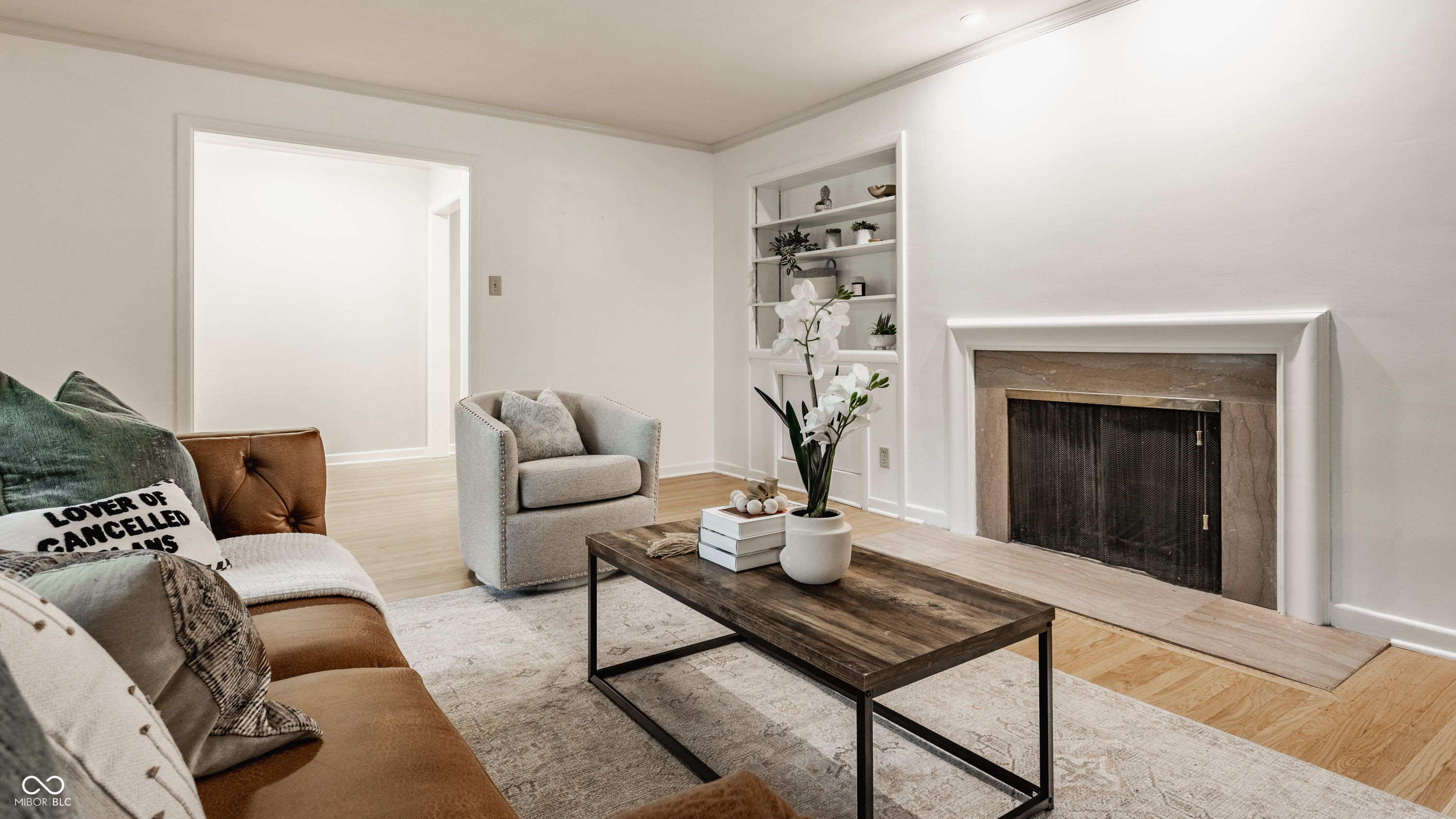 6234 N Tuxedo Street