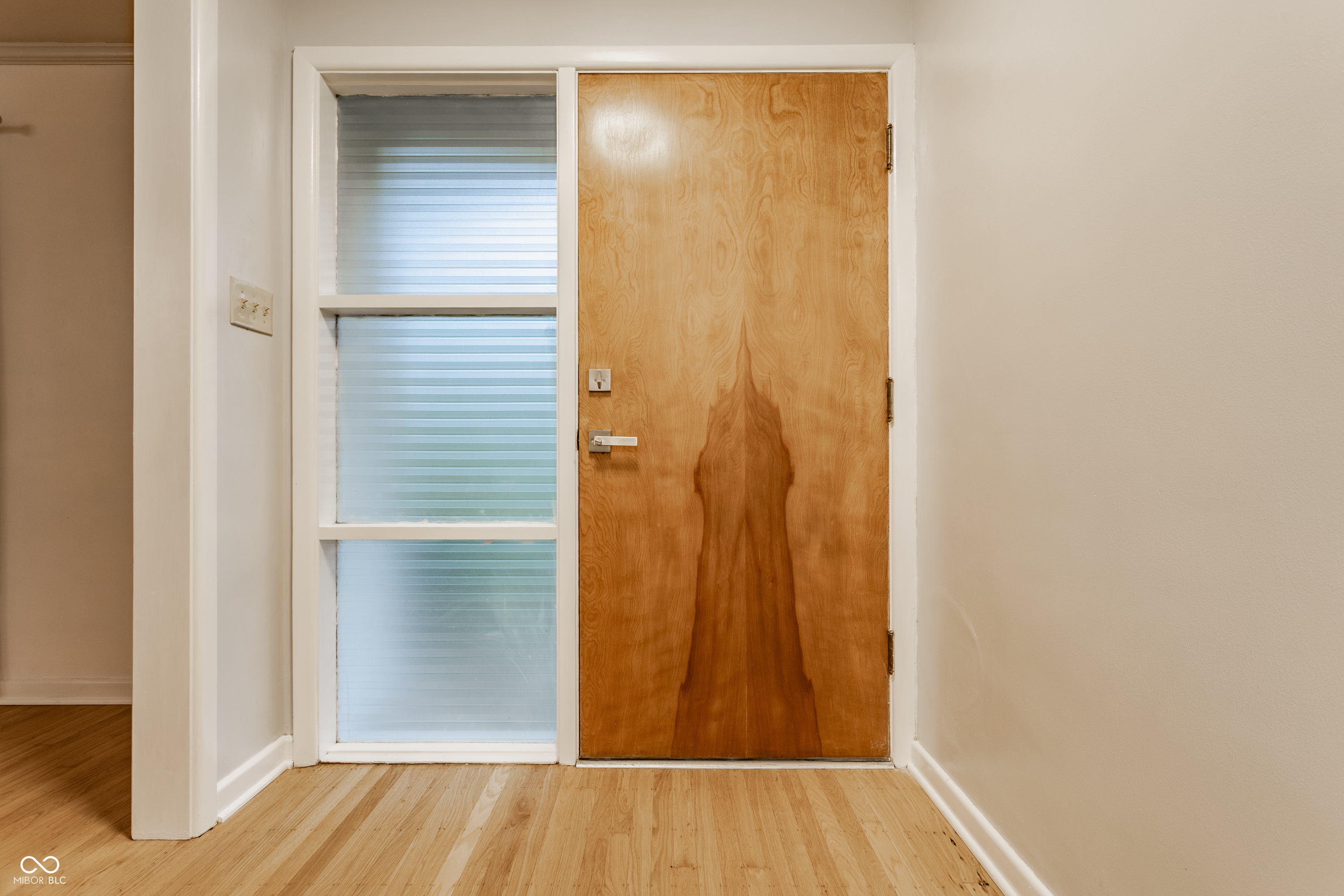 6234 N Tuxedo Street