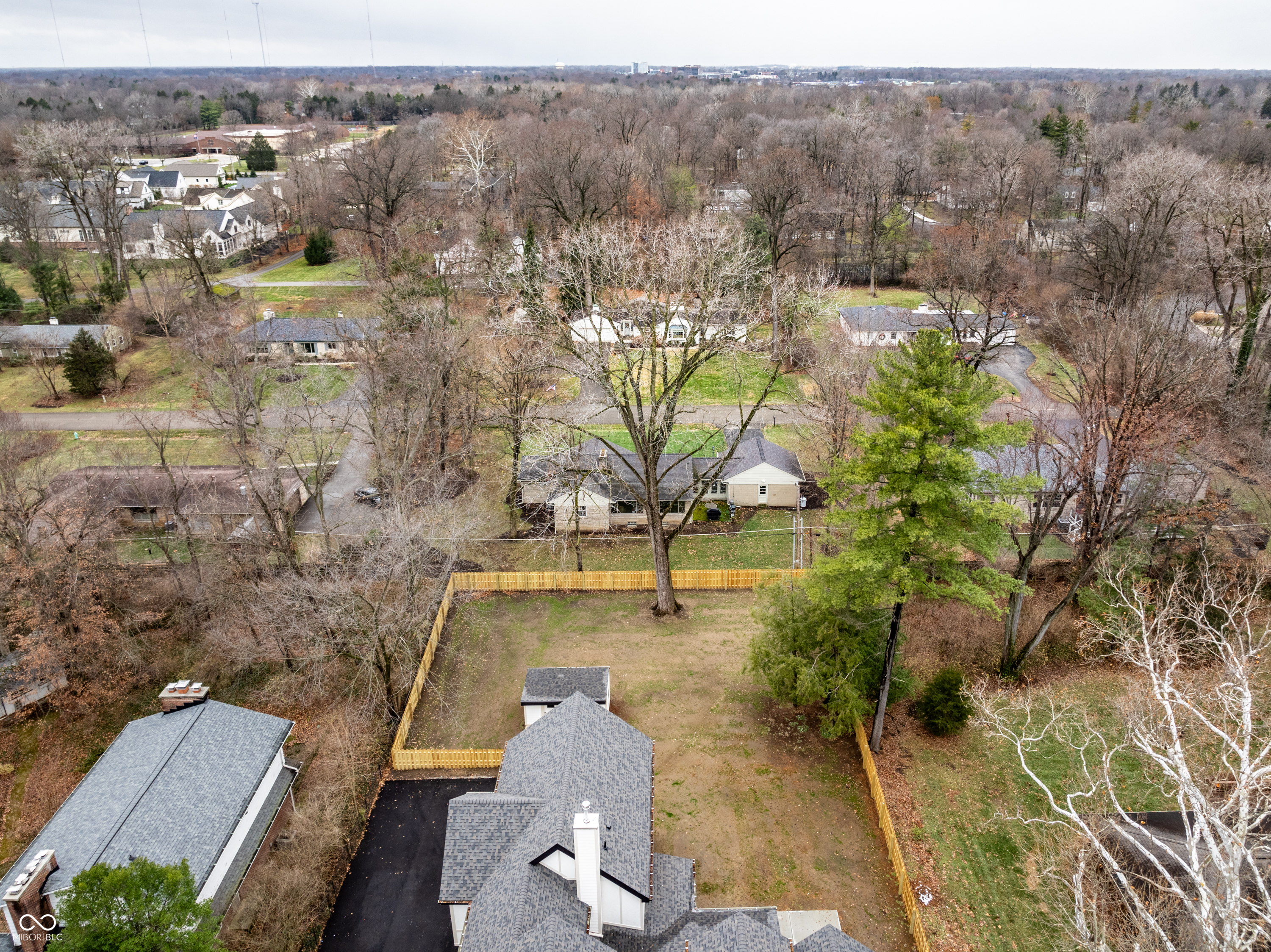 8390 N Illinois Street