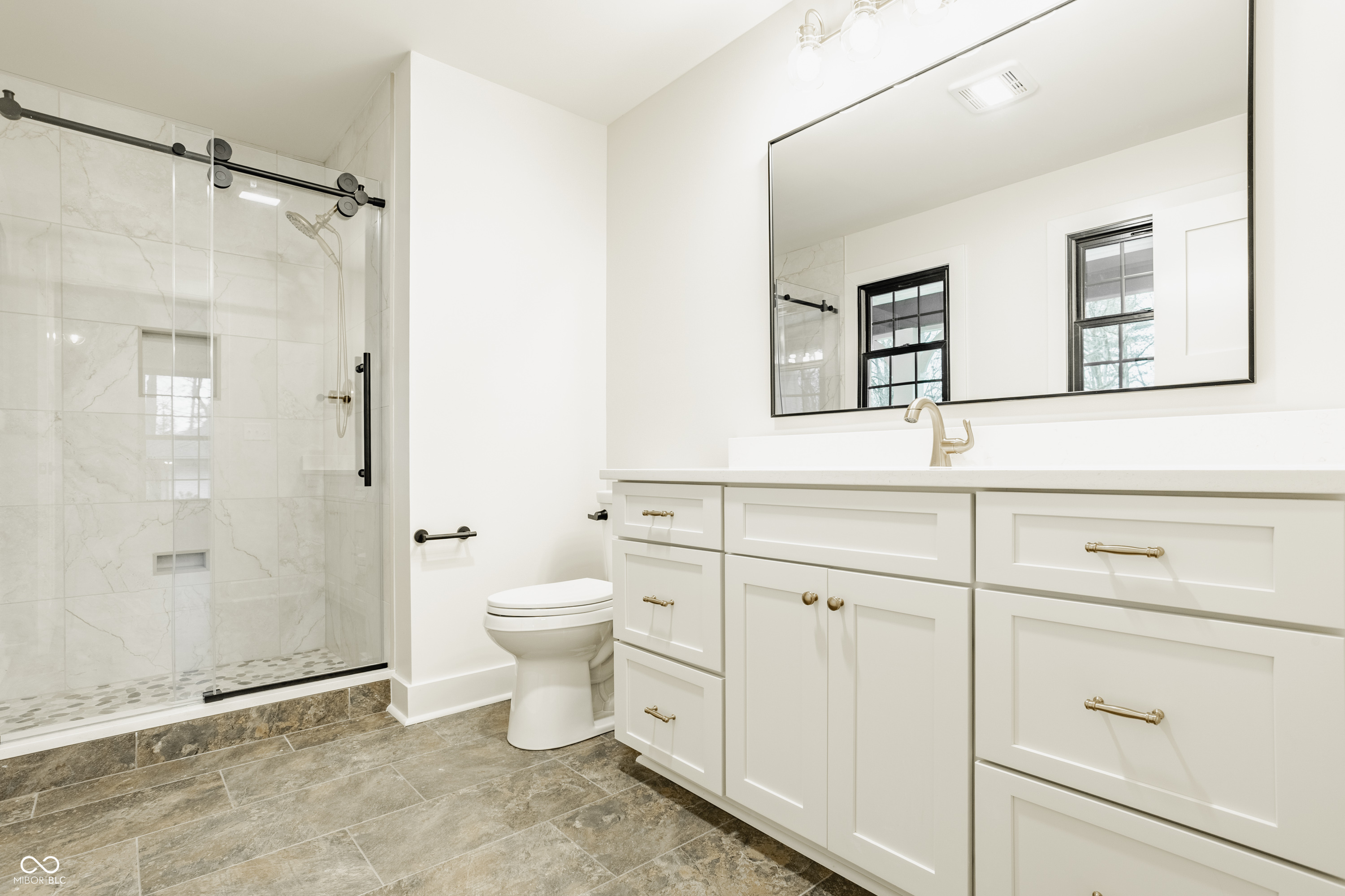 8390 N Illinois Street