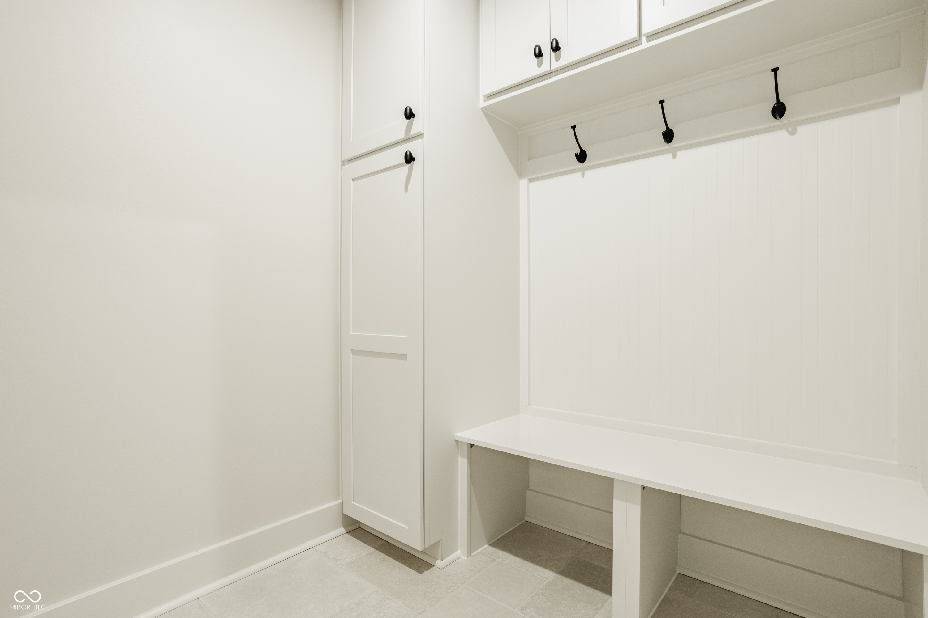 8390 N Illinois Street