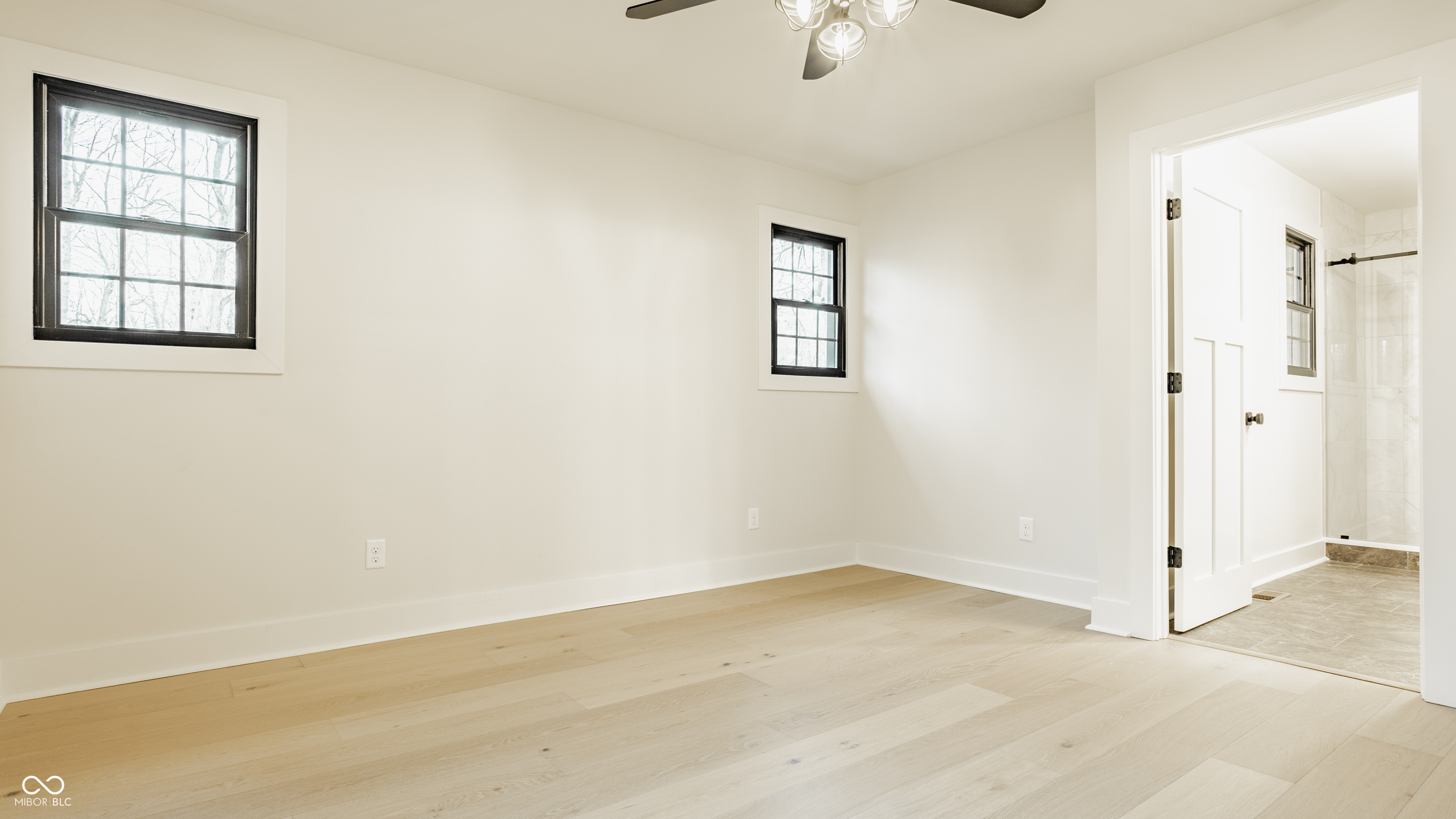 8390 N Illinois Street