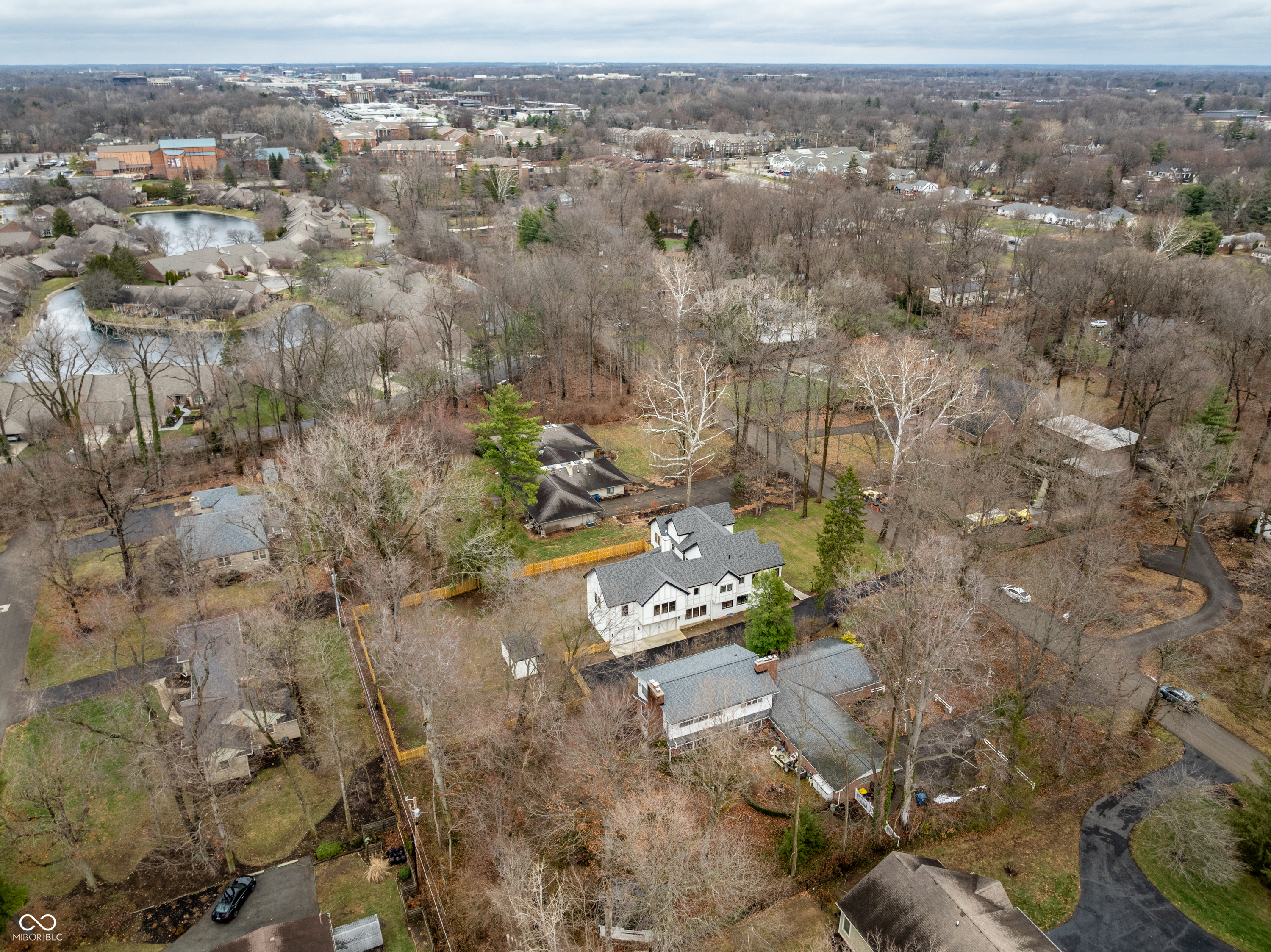 8390 N Illinois Street