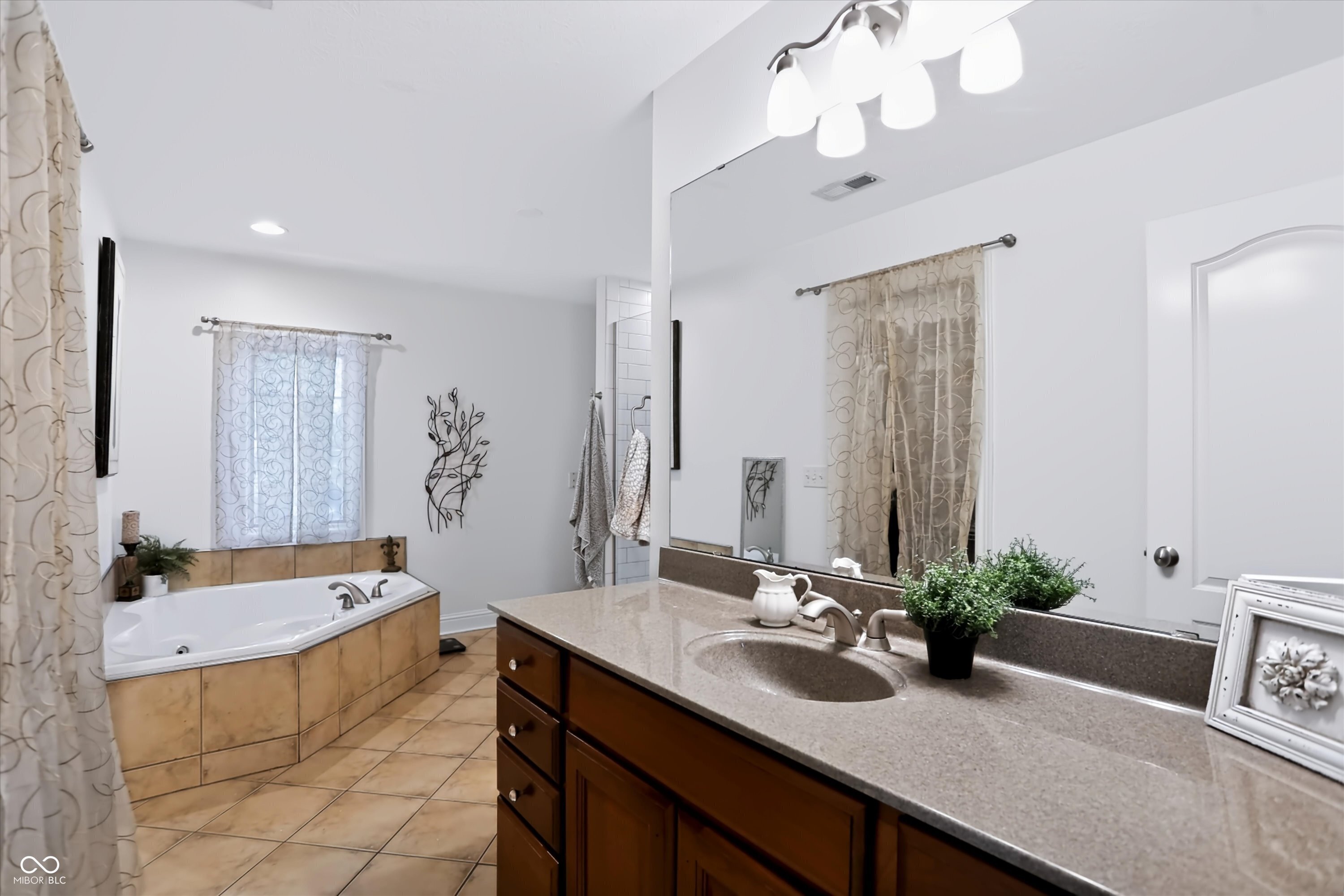 7441 Oakland Hills Drive