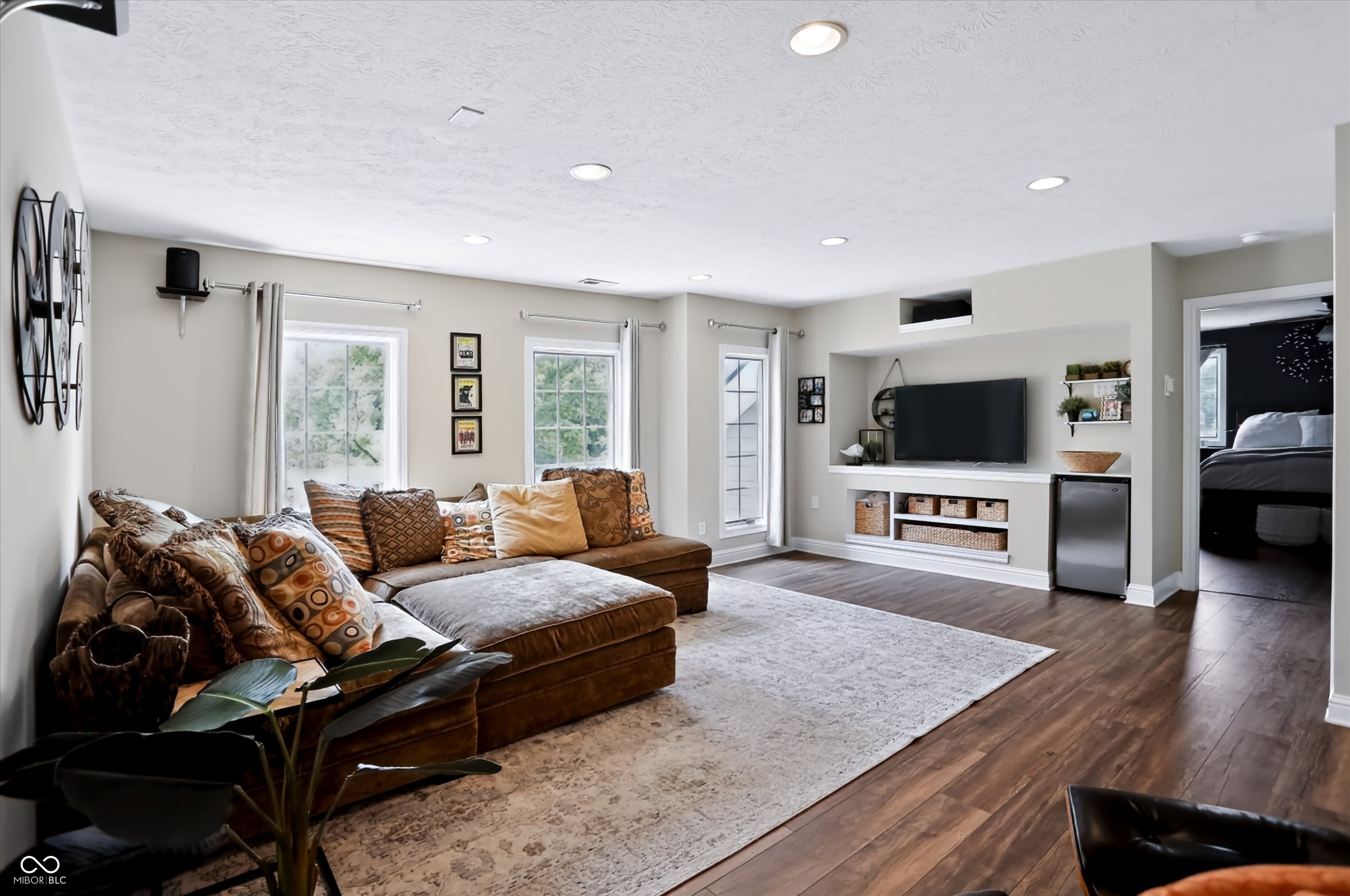 7441 Oakland Hills Drive