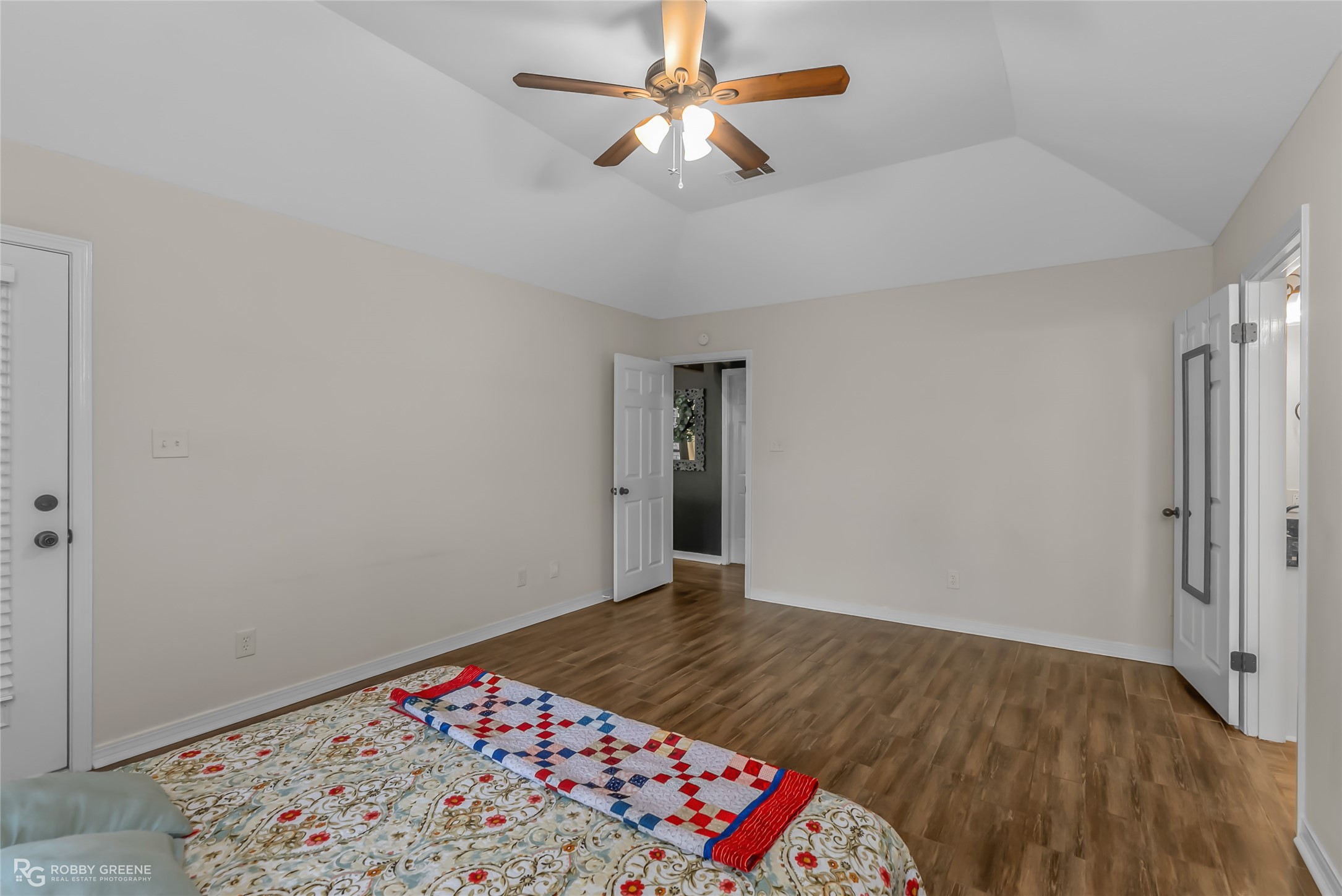3320 Trailview Circle
