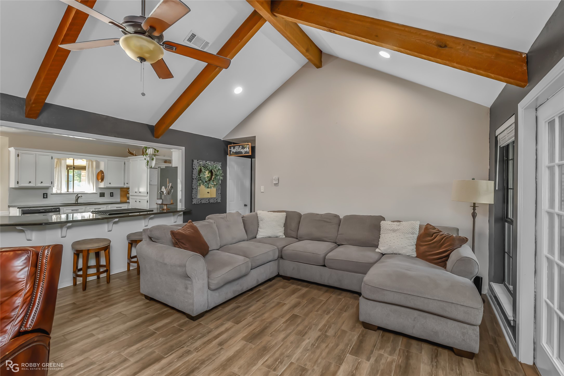 3320 Trailview Circle