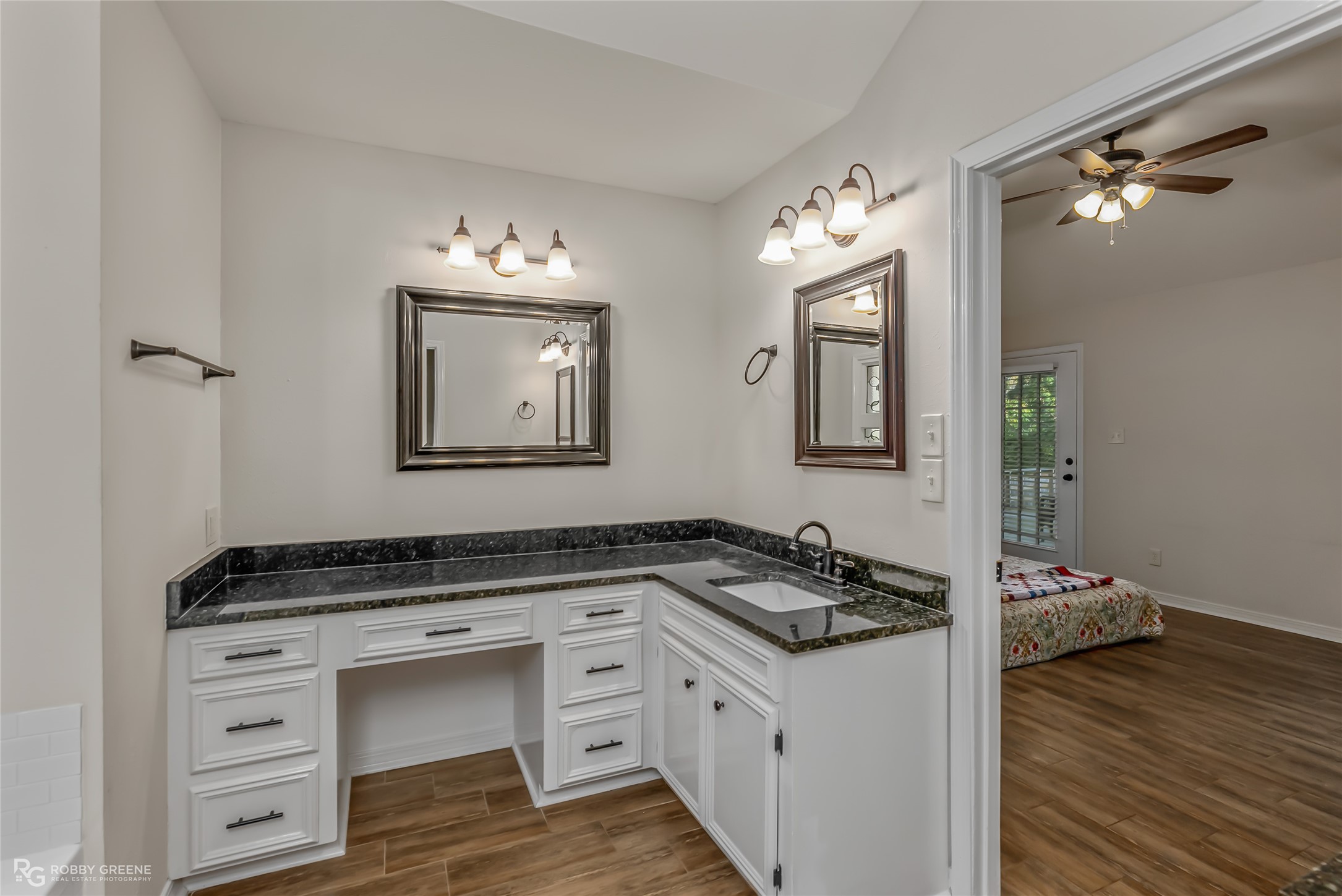 3320 Trailview Circle