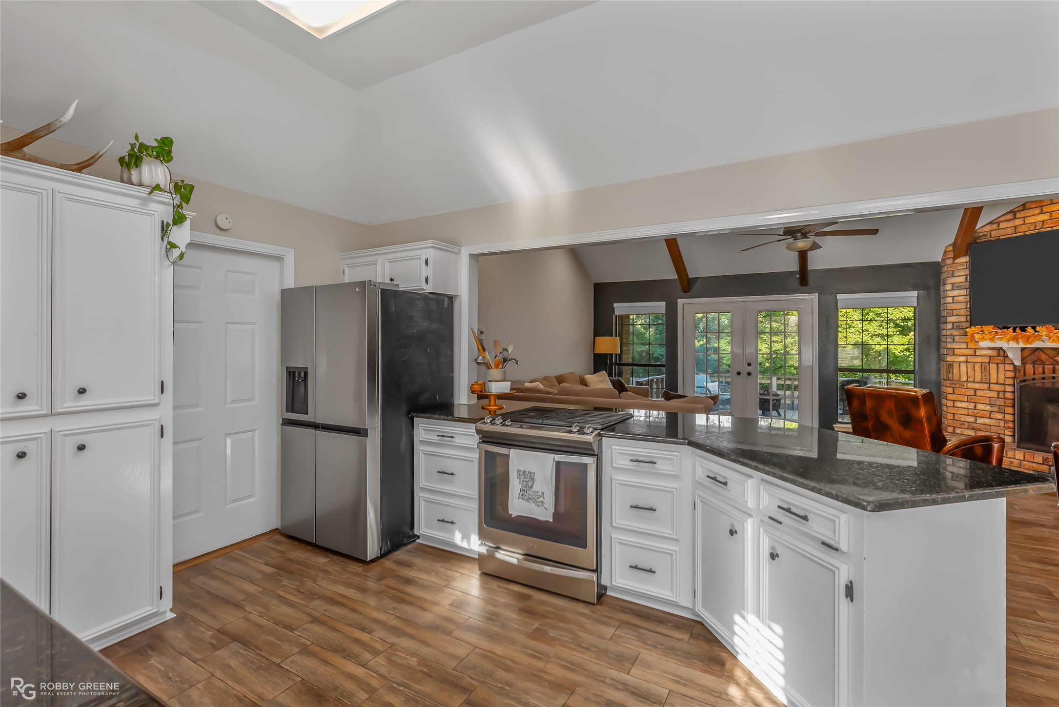 3320 Trailview Circle