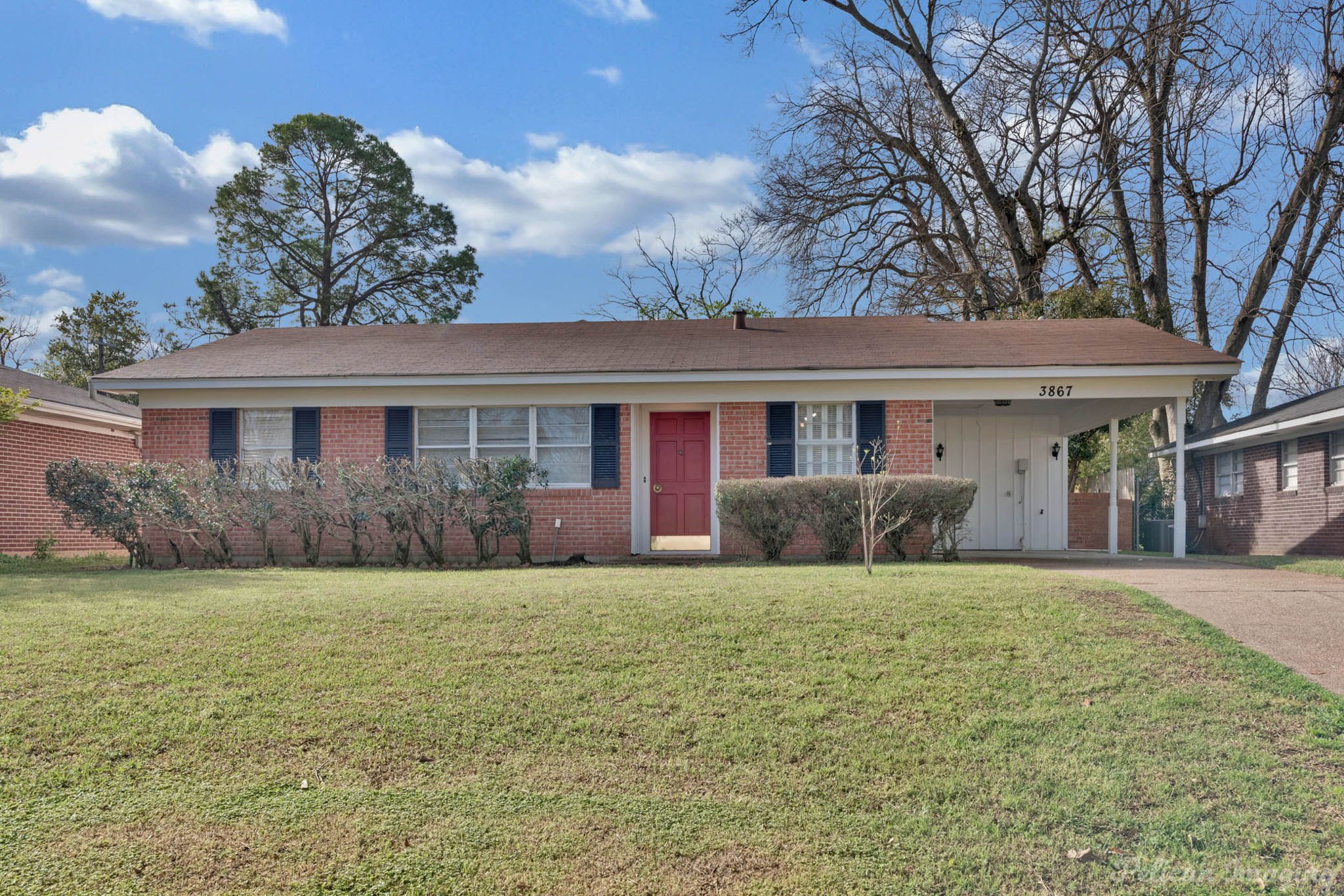 3867 Greenway Place