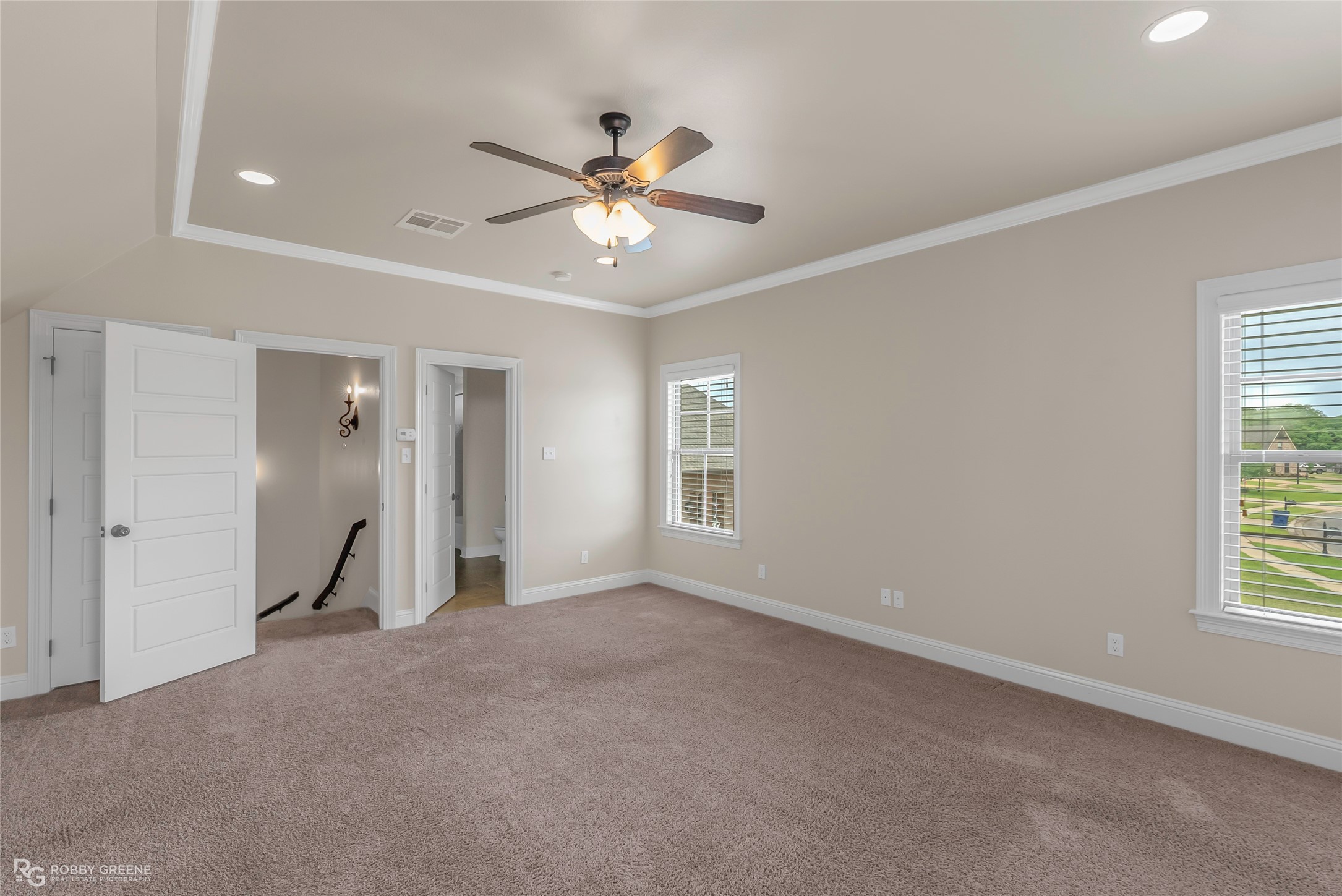698 Dumaine Drive