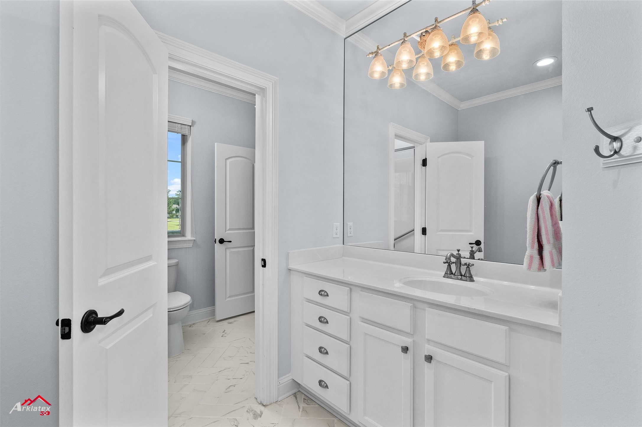 651 Highway 162 Highway